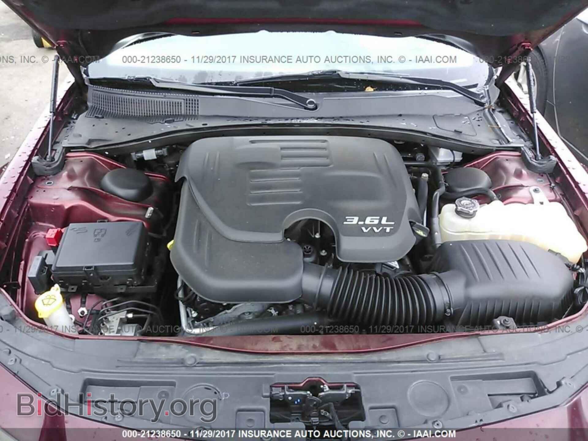 2016 Chrysler 300c - VIN: 2C3CCASG0GH198402 - Фото 10