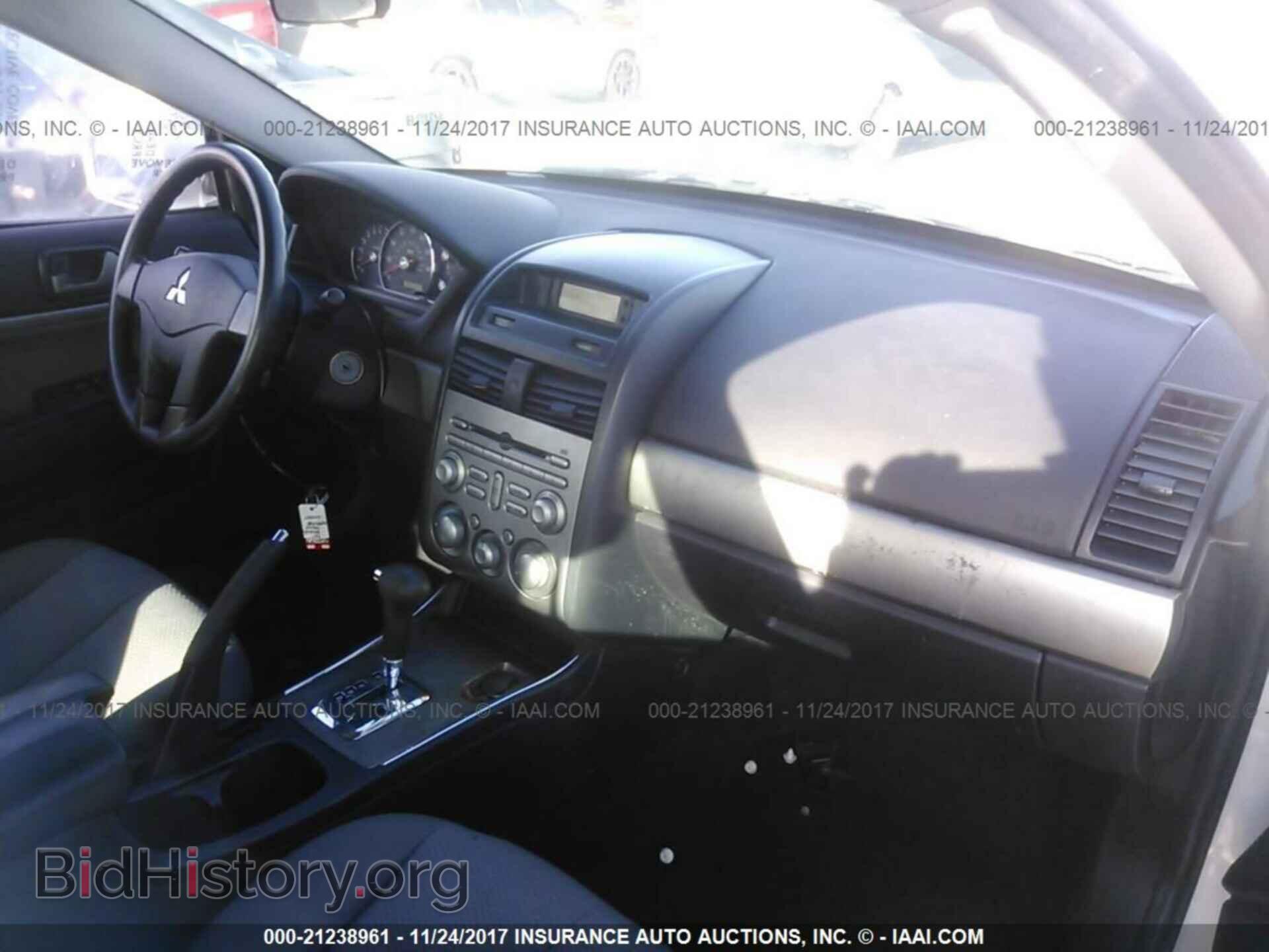 2011 Mitsubishi Galant - VIN: 4A32B2FF3BE022037 - Фото 5