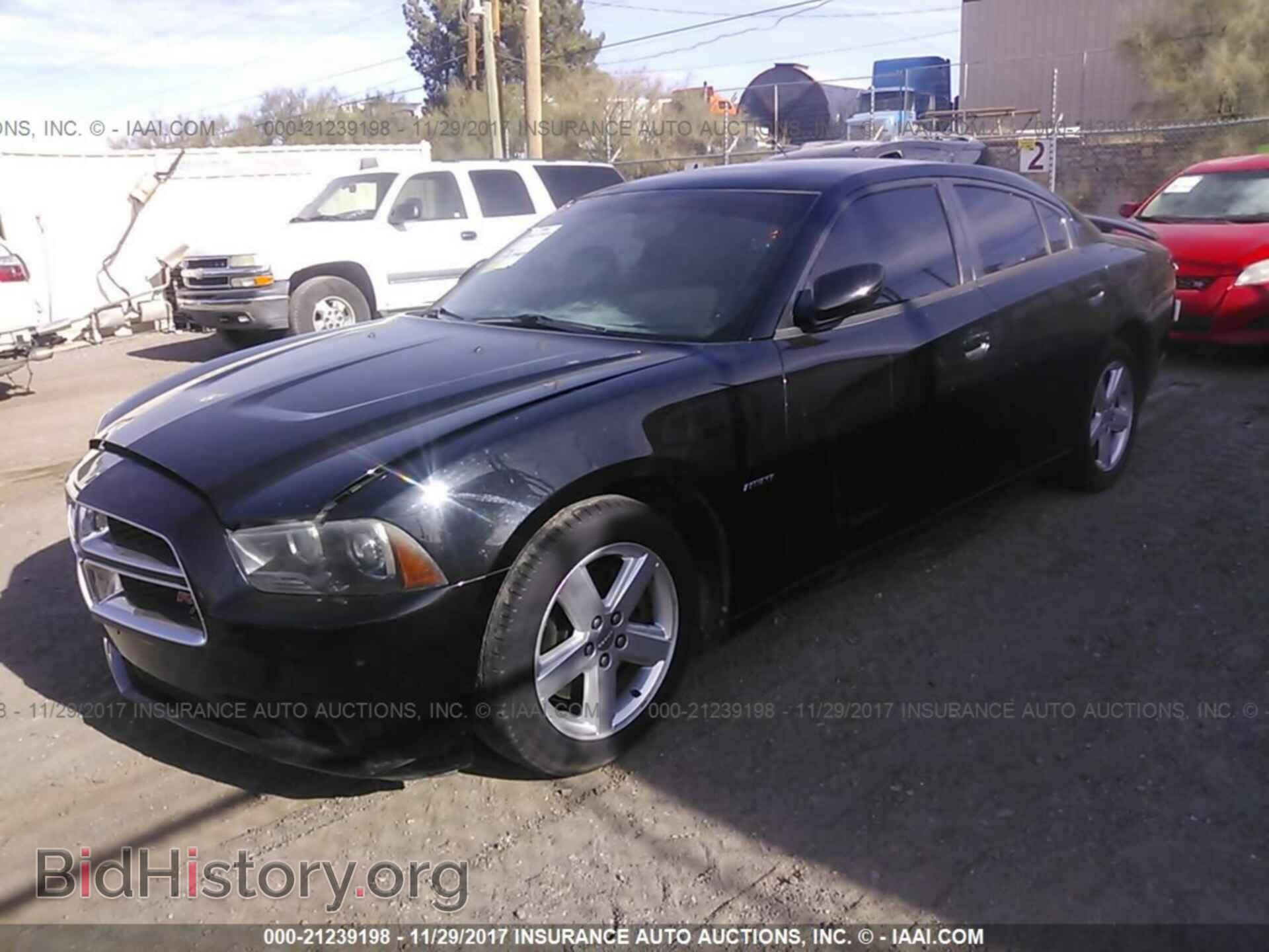 2012 Dodge Charger - VIN: 2C3CDXCT3CH141987 - Фото 2