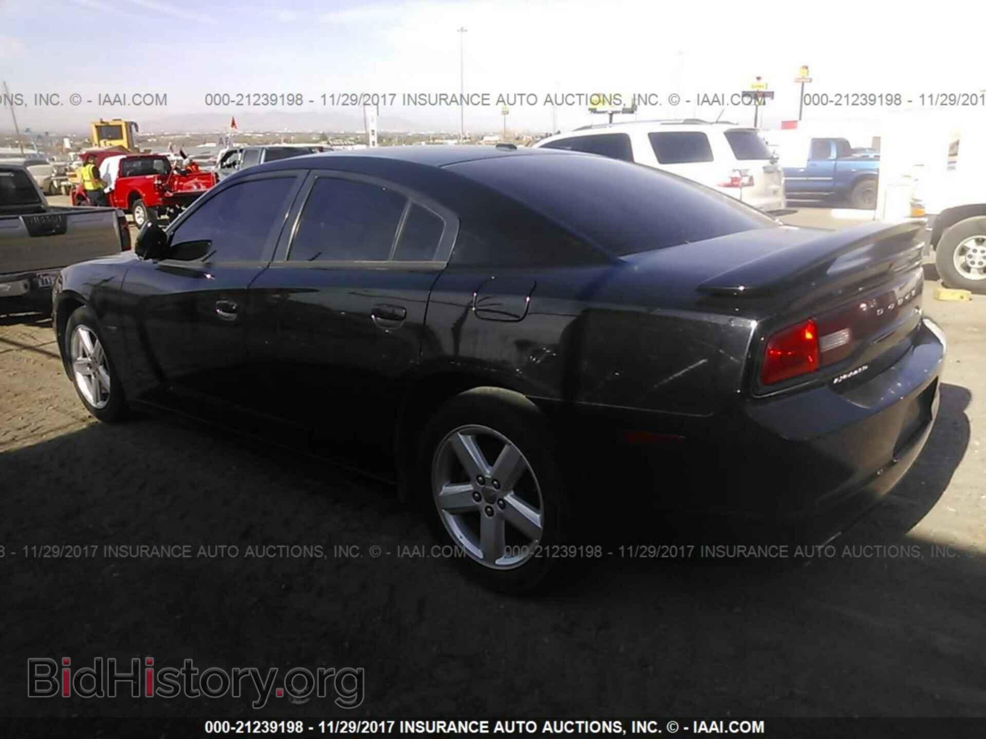 2012 Dodge Charger - VIN: 2C3CDXCT3CH141987 - Фото 3