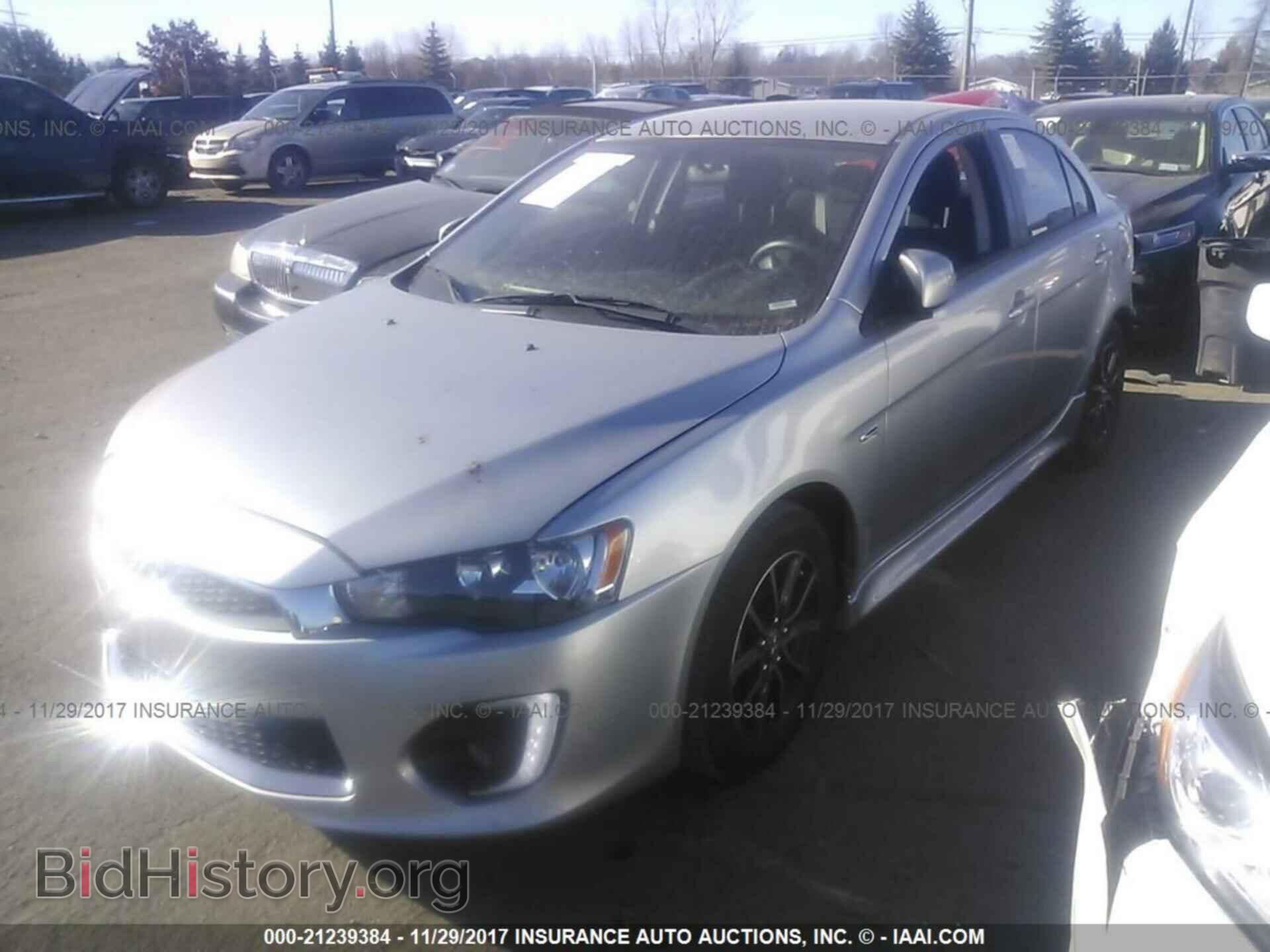 2017 Mitsubishi Lancer - VIN: JA32U2FU1HU005357 - Фото 2