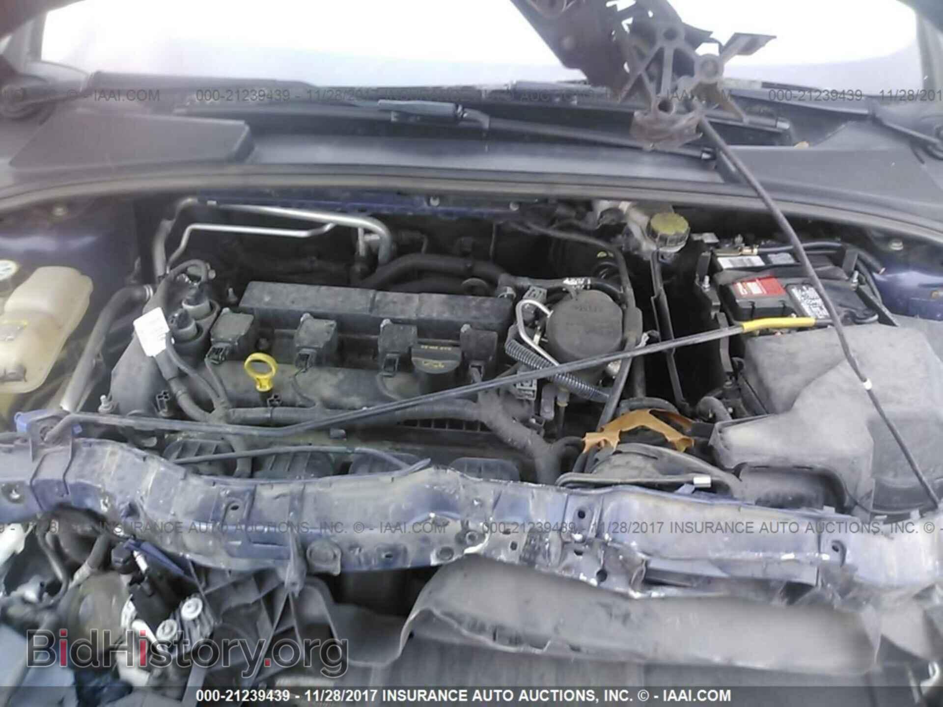 2012 Ford Focus - VIN: 1FAHP3E2XCL109021 - Photo 10