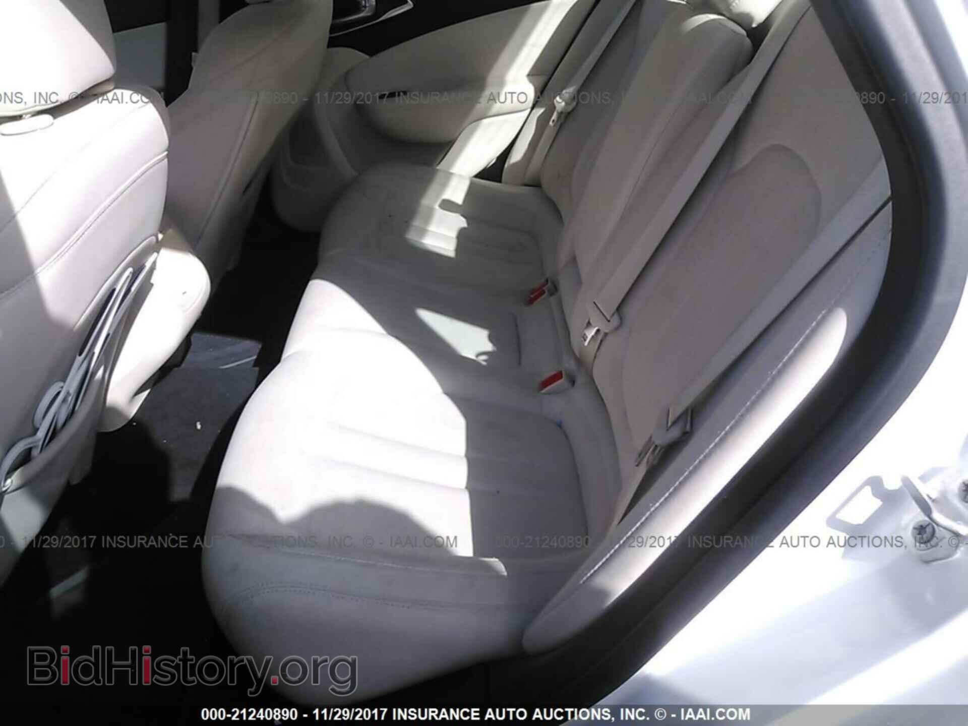 2015 Chrysler 200 - VIN: 1C3CCCAB6FN674837 - Photo 8