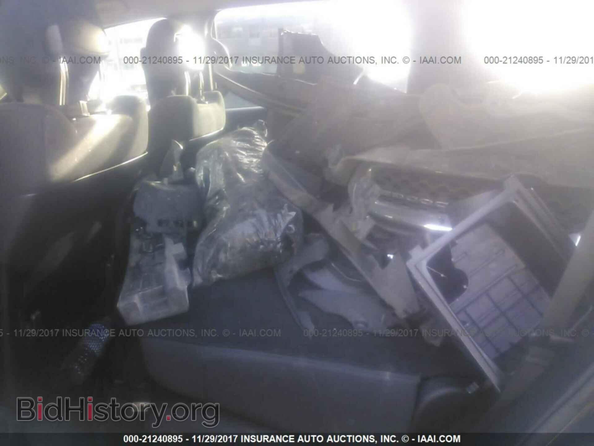 2011 Dodge Durango - VIN: 1D4SD4GTXBC593164 - Photo 8