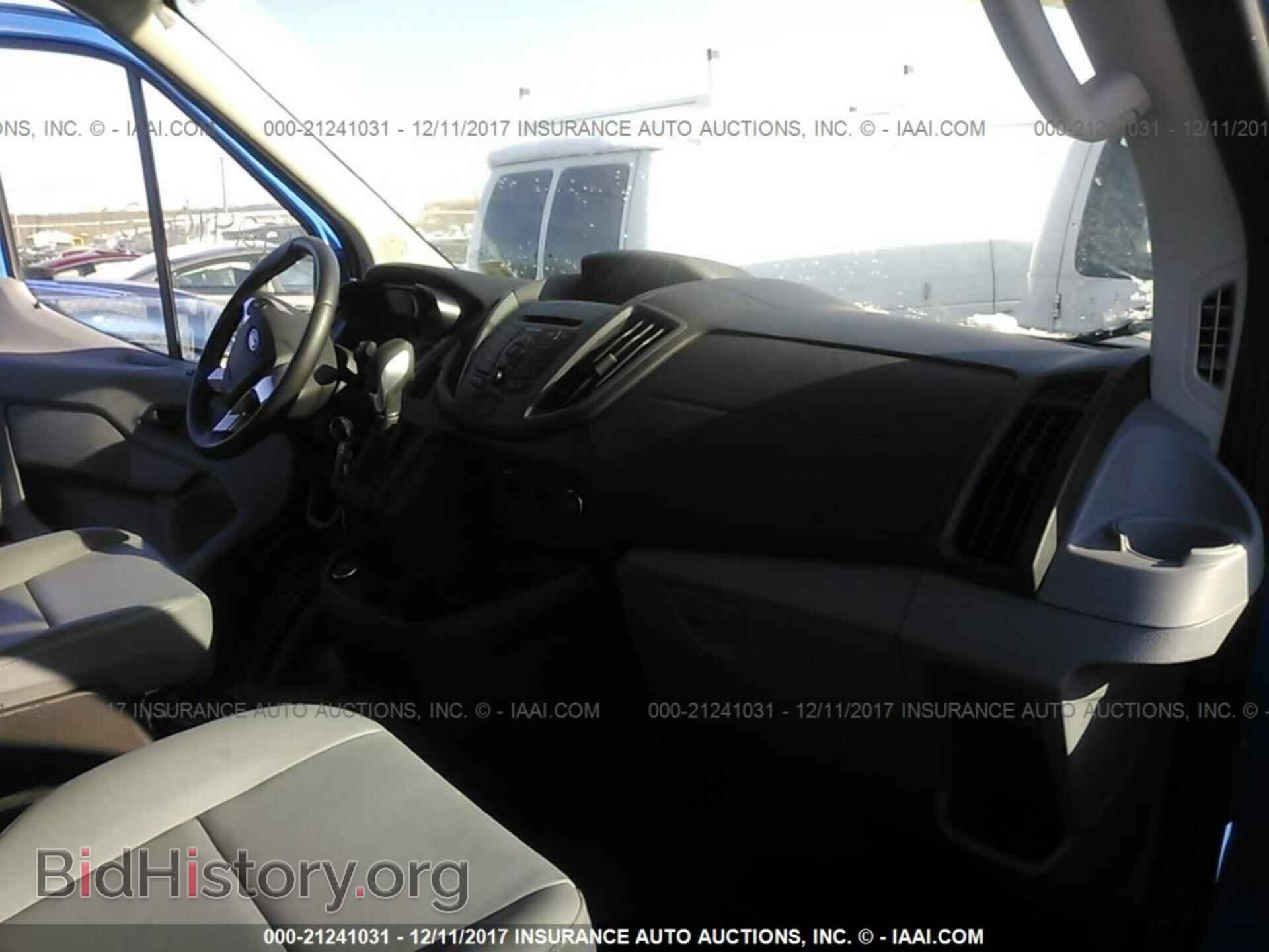 2017 Ford Transit - VIN: 1FTYR2CM5HKB09105 - Photo 5
