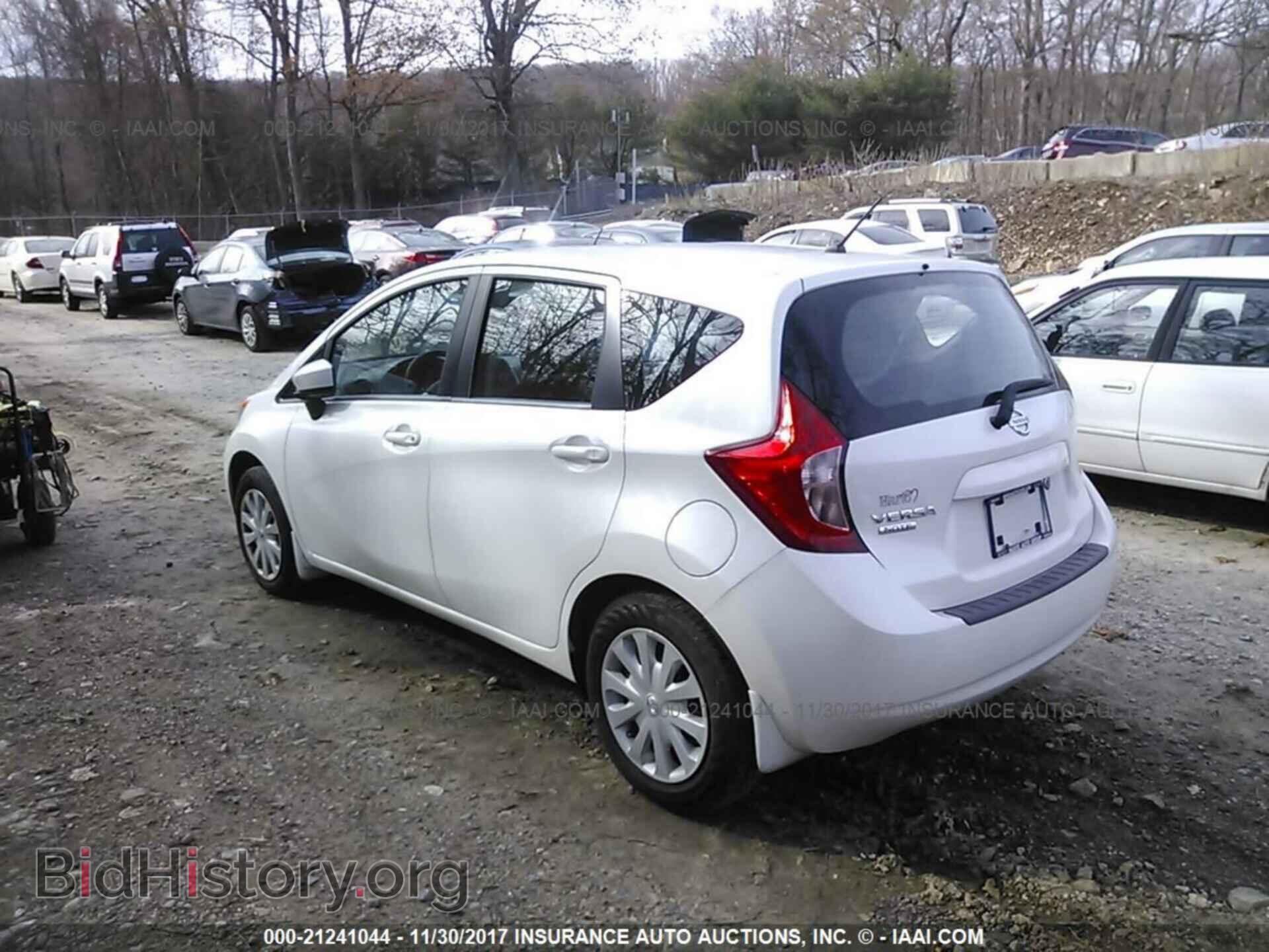 2015 Nissan Versa note - VIN: 3N1CE2CP4FL362382 - Фото 3