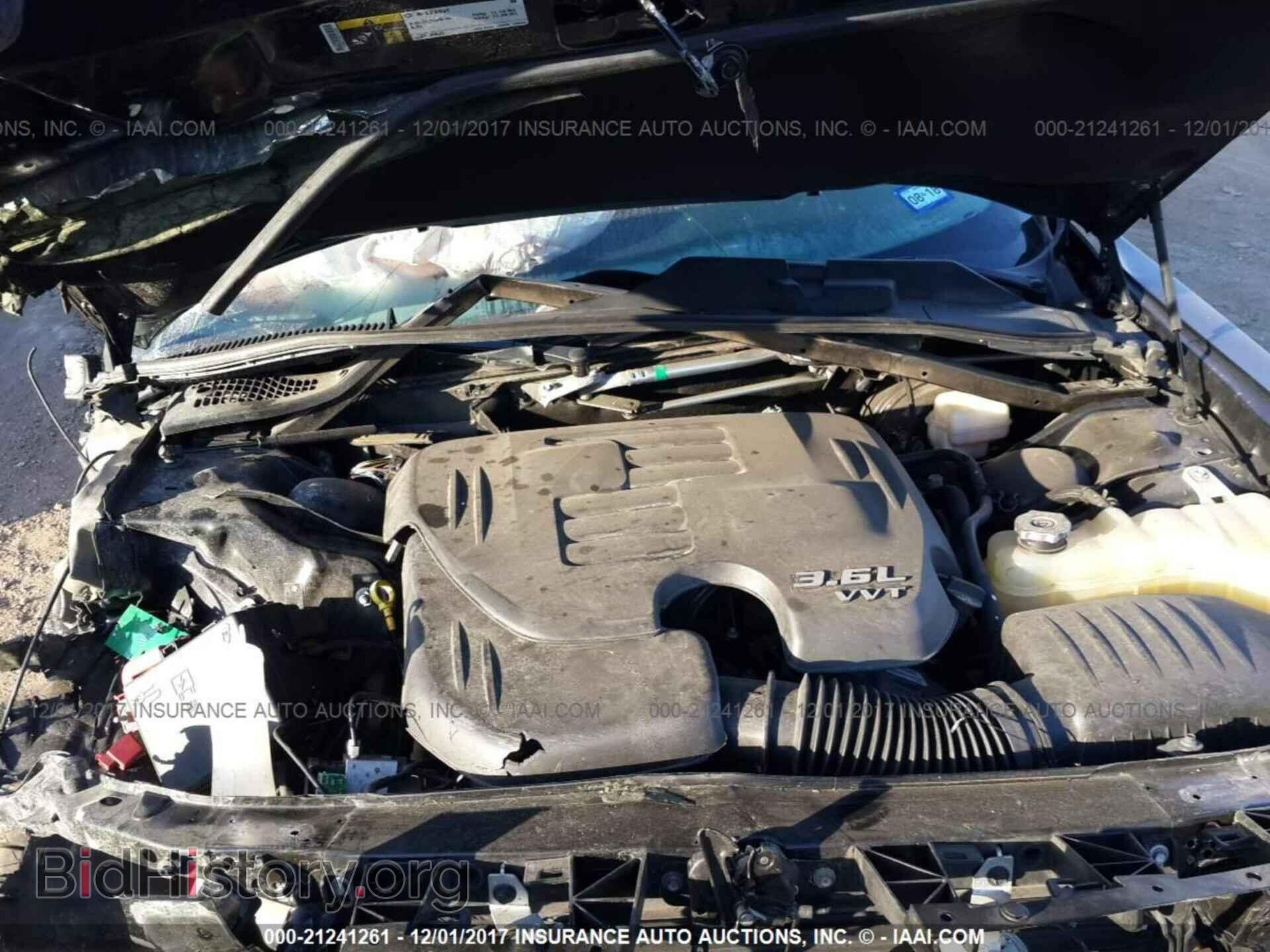 2015 Dodge Challenger - VIN: 2C3CDZBG0FH823021 - Photo 10