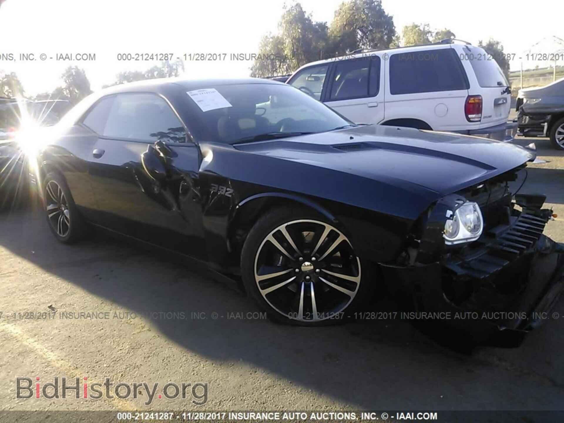 Photo 2C3CDYDJ0EH165153 - Dodge Challenger 2014