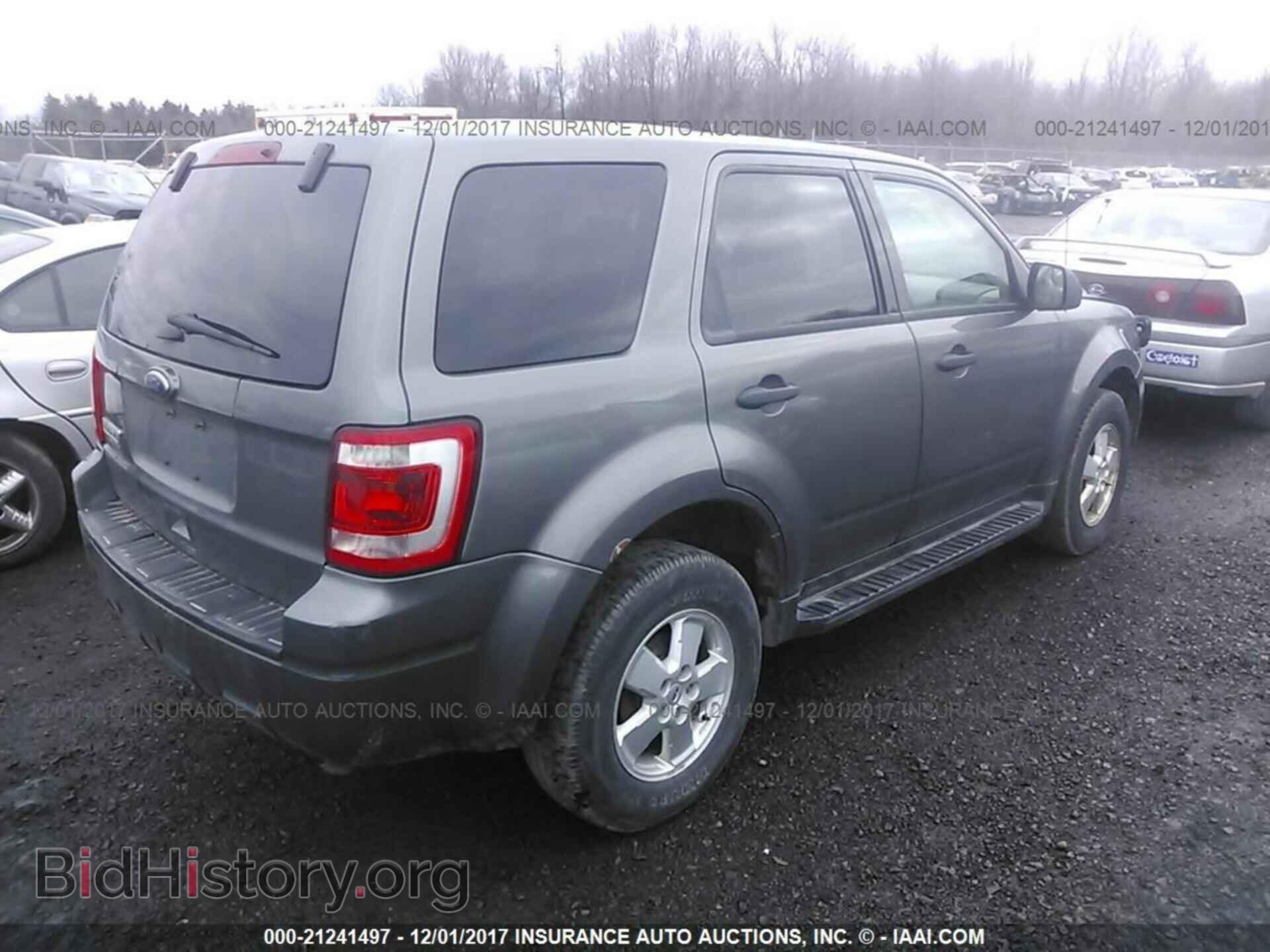 2012 Ford Escape - VIN: 1FMCU9C77CKB33972 - Photo 4