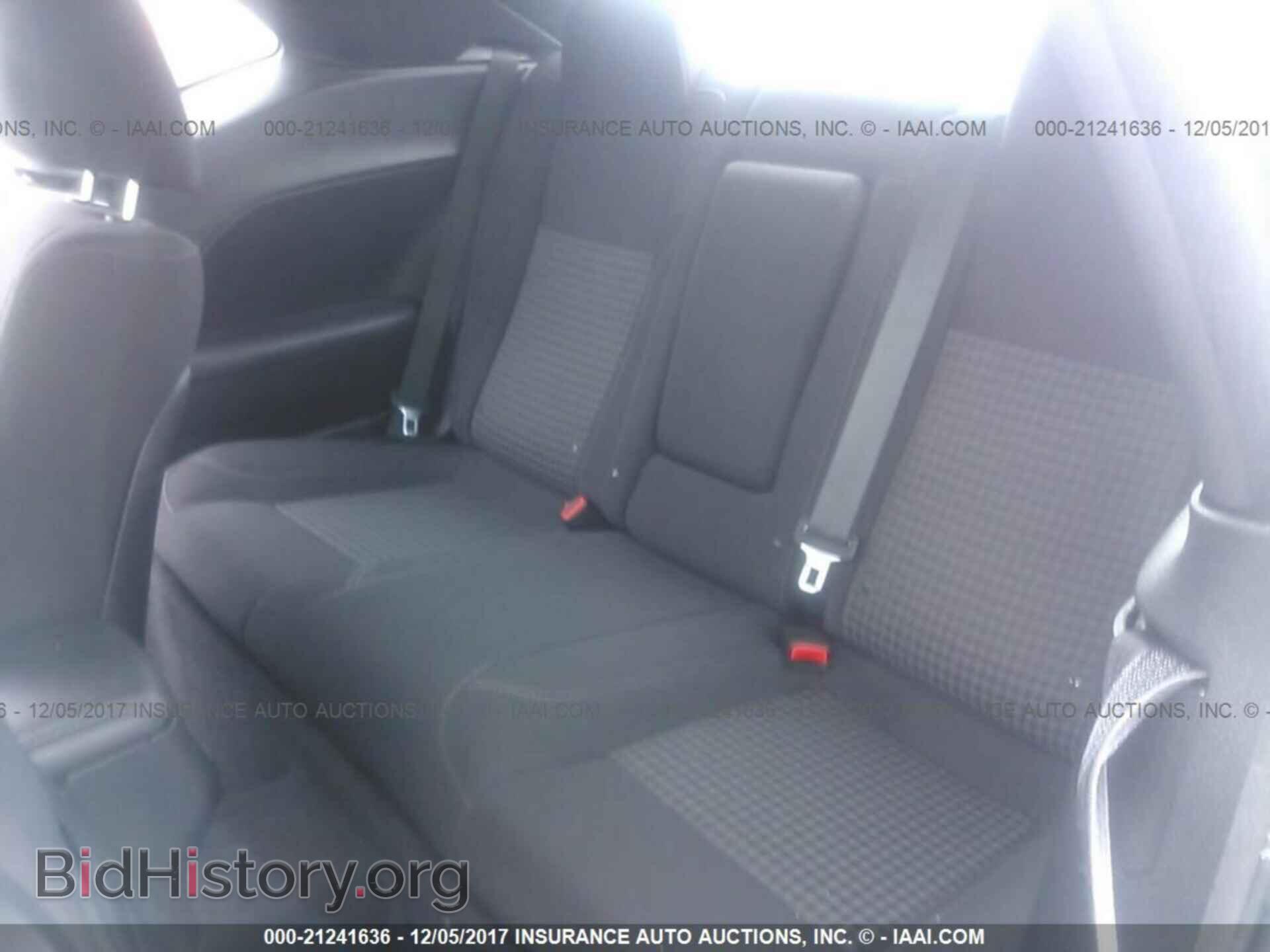 2015 Dodge Challenger - VIN: 2C3CDZAG4FH775203 - Photo 8