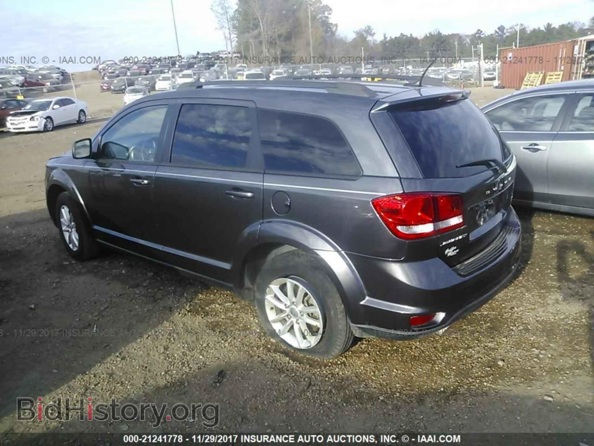2014 Dodge Journey - VIN: 3C4PDCBG4ET296648 - Фото 3