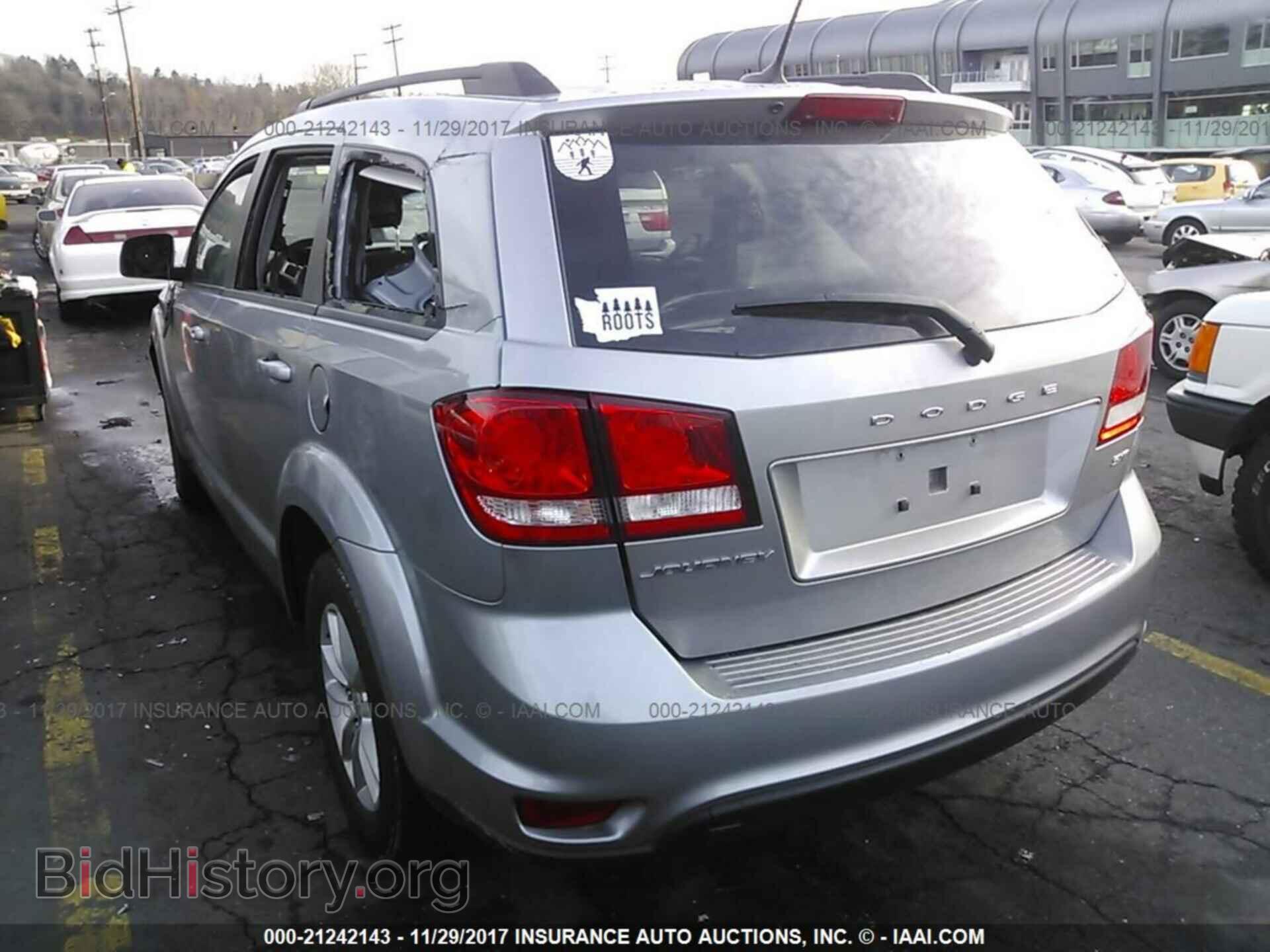 2015 Dodge Journey - VIN: 3C4PDCBB4FT670908 - Photo 3
