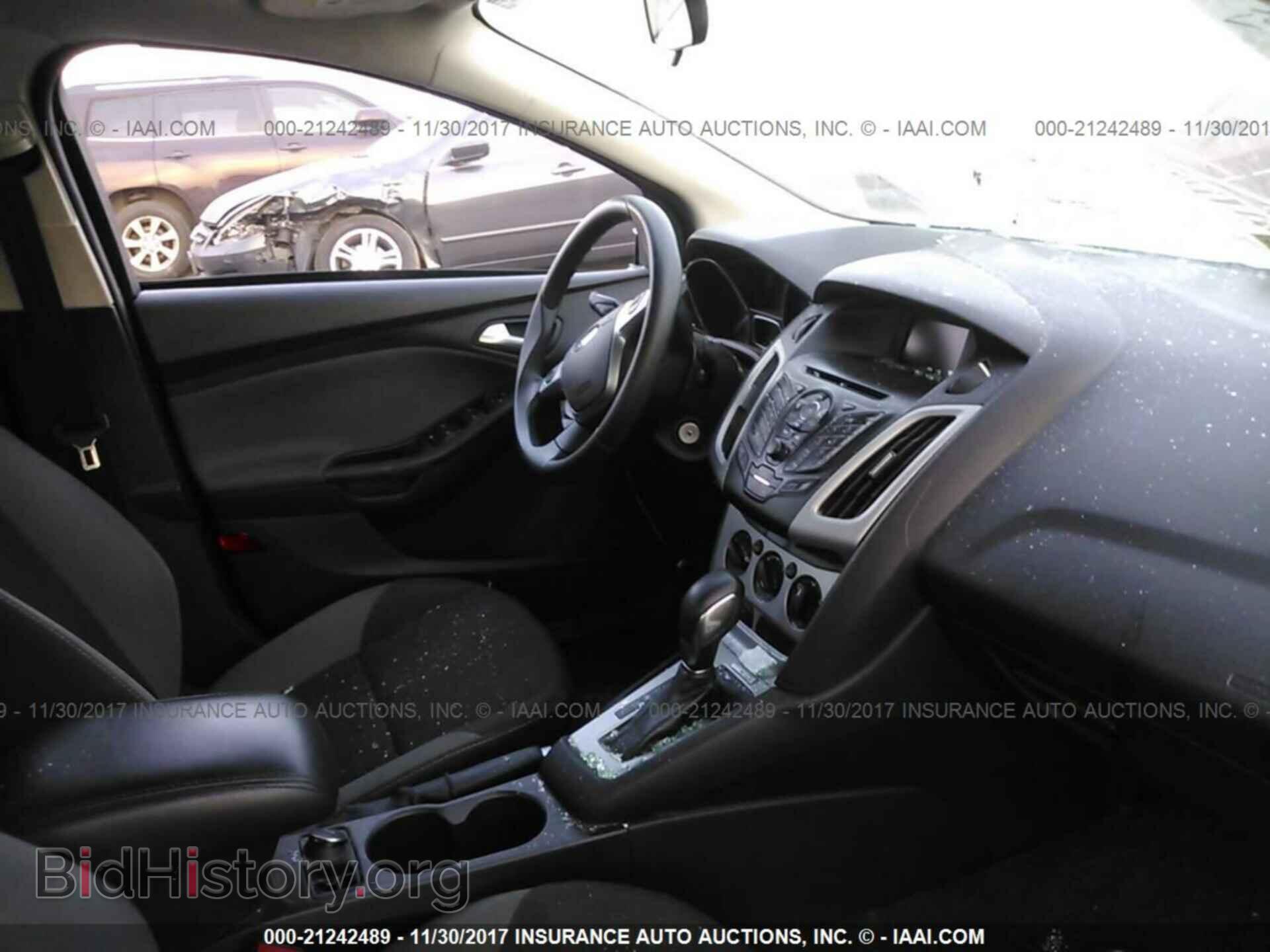 2014 Ford Focus - VIN: 1FADP3F2XEL336001 - Photo 5