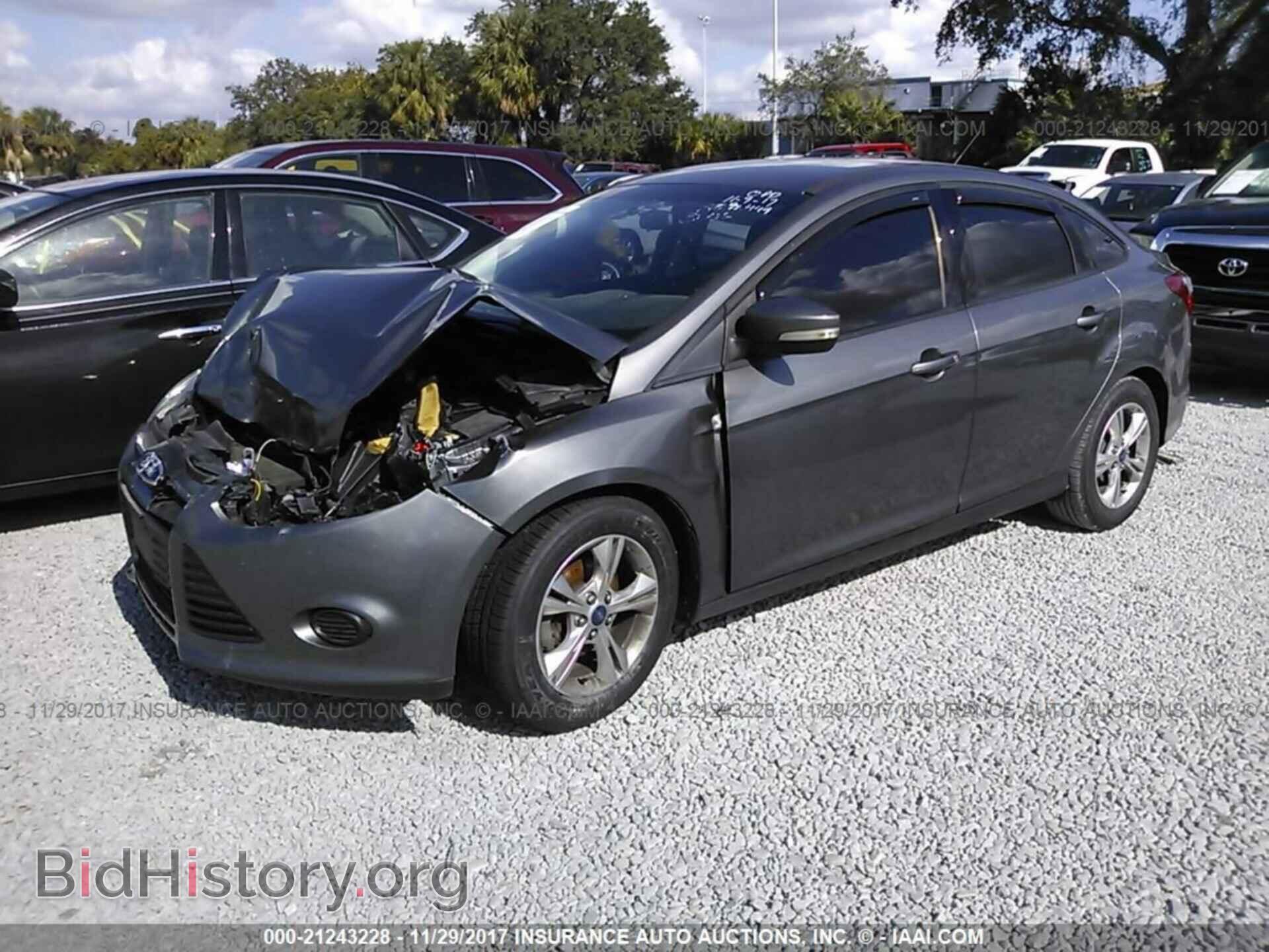 2013 Ford Focus - VIN: 1FADP3F23DL276254 - Photo 2