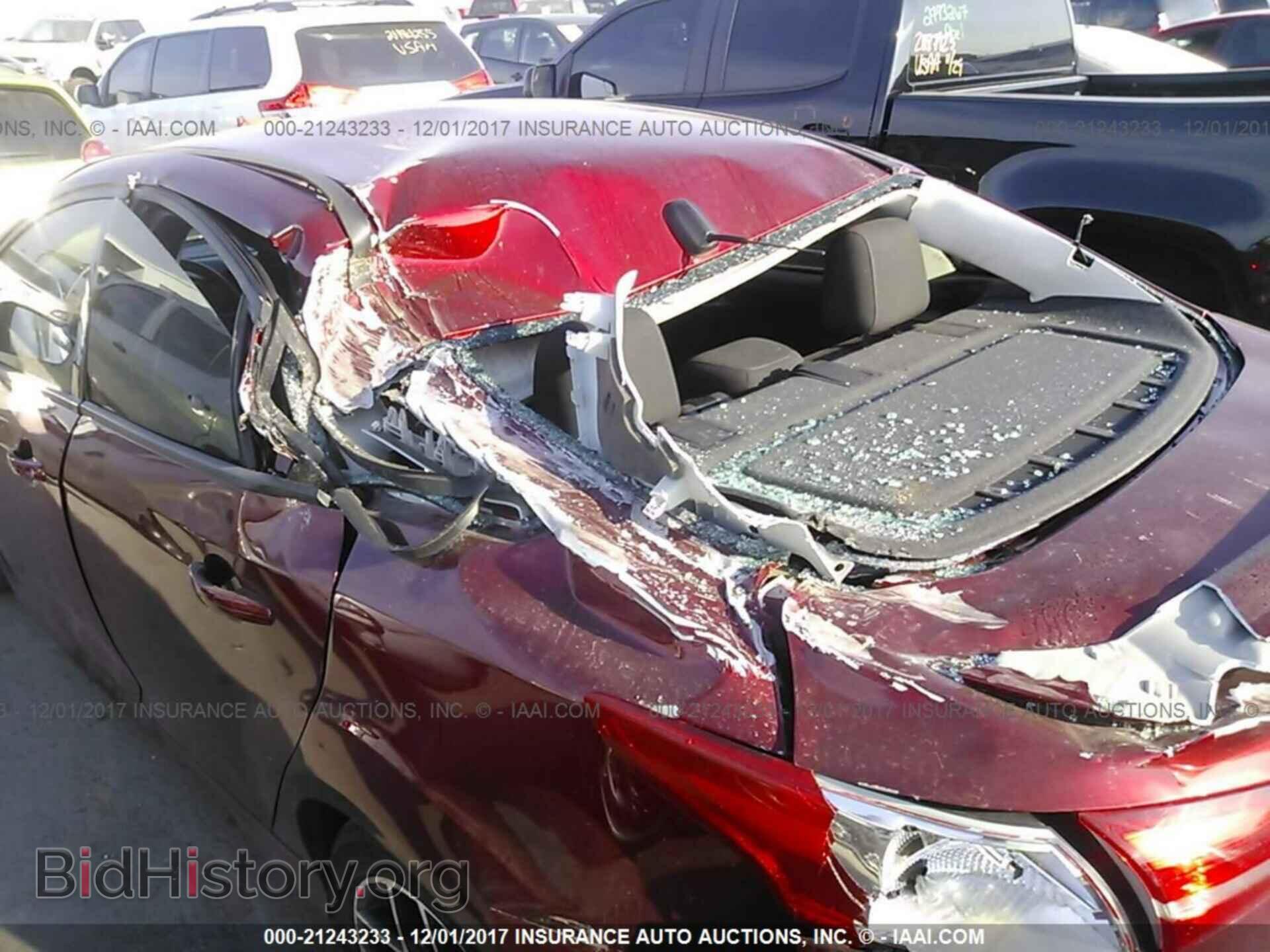 2016 Ford Focus - VIN: 1FADP3F28GL244811 - Photo 6