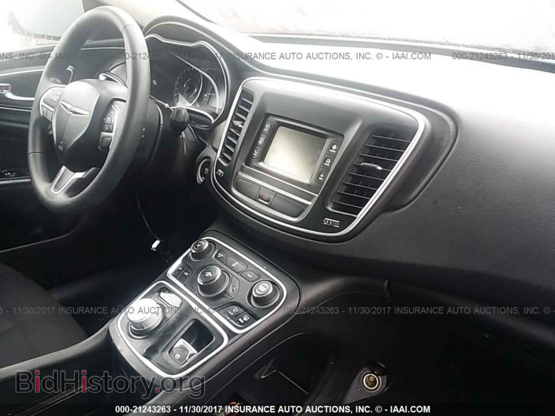 2015 Chrysler 200 - VIN: 1C3CCCAB1FN574712 - Photo 5