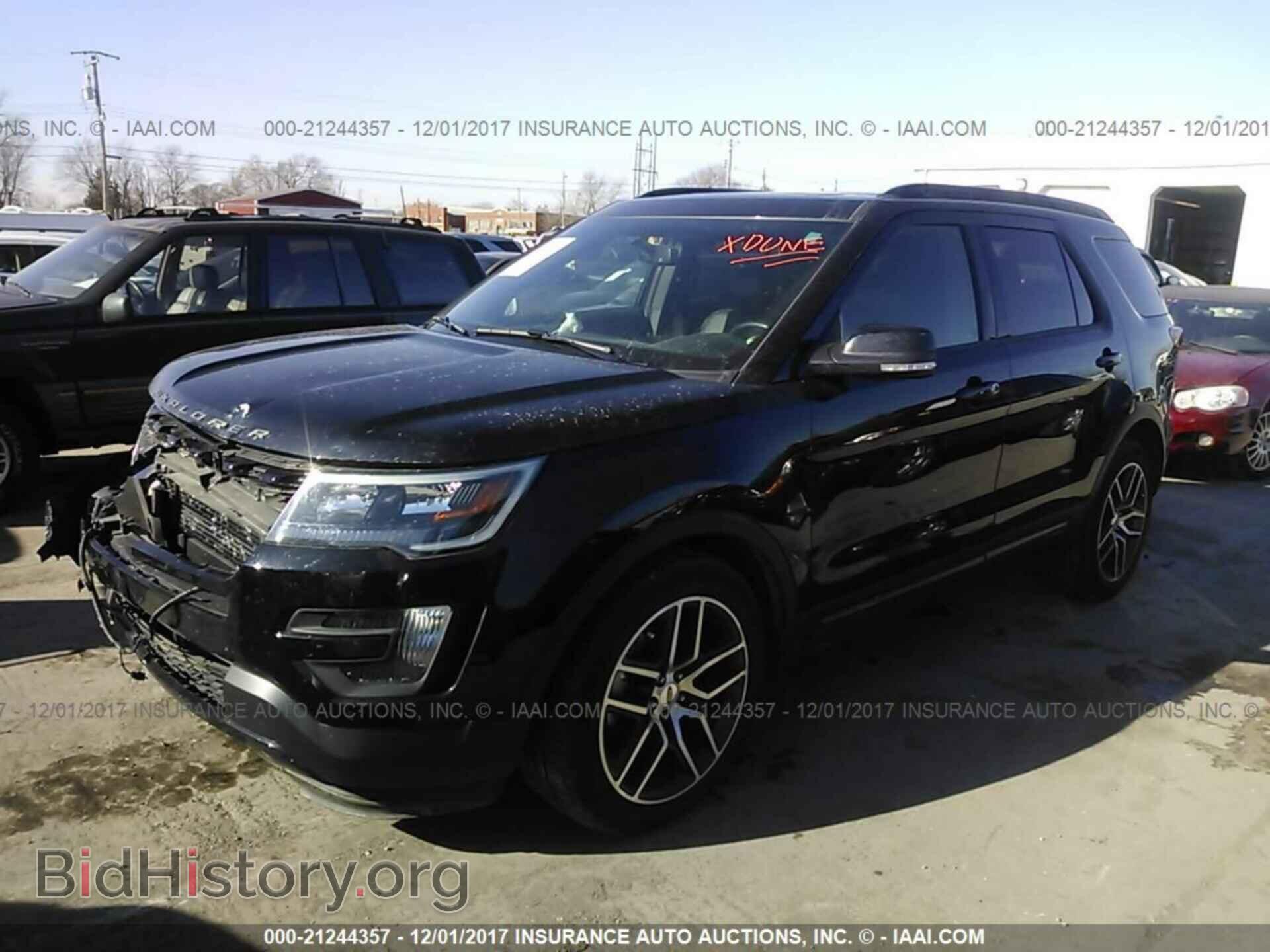 2016 Ford Explorer - VIN: 1FM5K8GT1GGA77553 - Photo 2