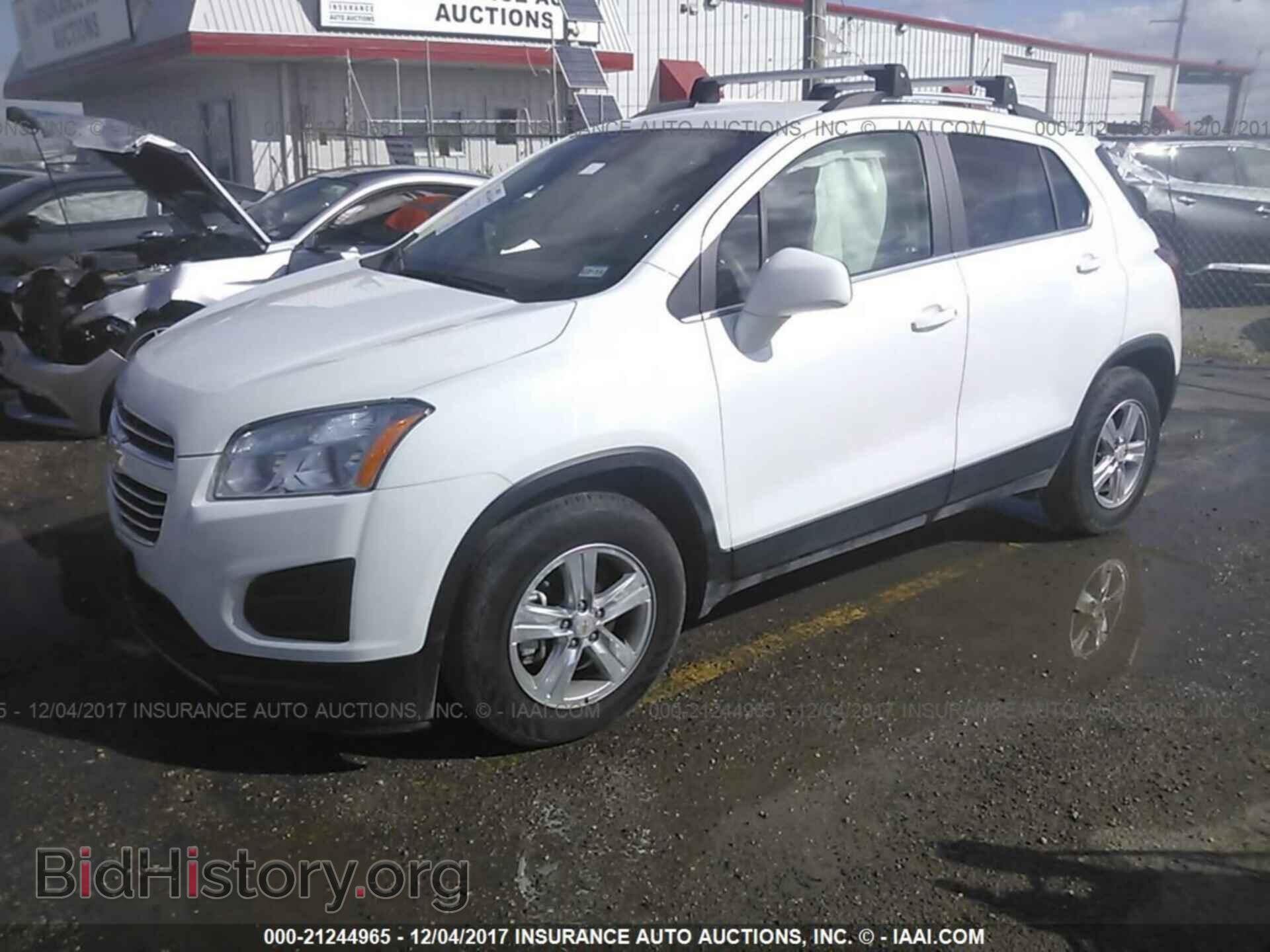 2016 Chevrolet Trax - VIN: KL7CJLSB6GB604433 - Фото 2