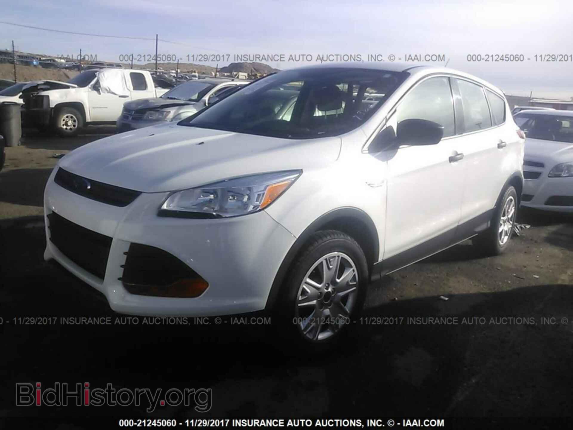 2013 Ford Escape - VIN: 1FMCU0F73DUC61994 - Фото 2
