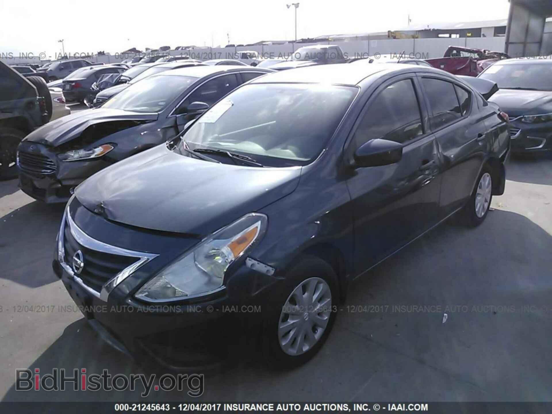 2017 Nissan Versa - VIN: 3N1CN7AP1HL812332 - Photo 2