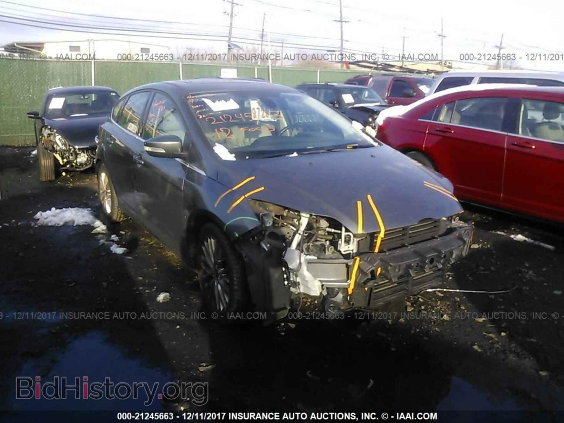 Photo 1FAHP3M20CL402069 - Ford Focus 2012