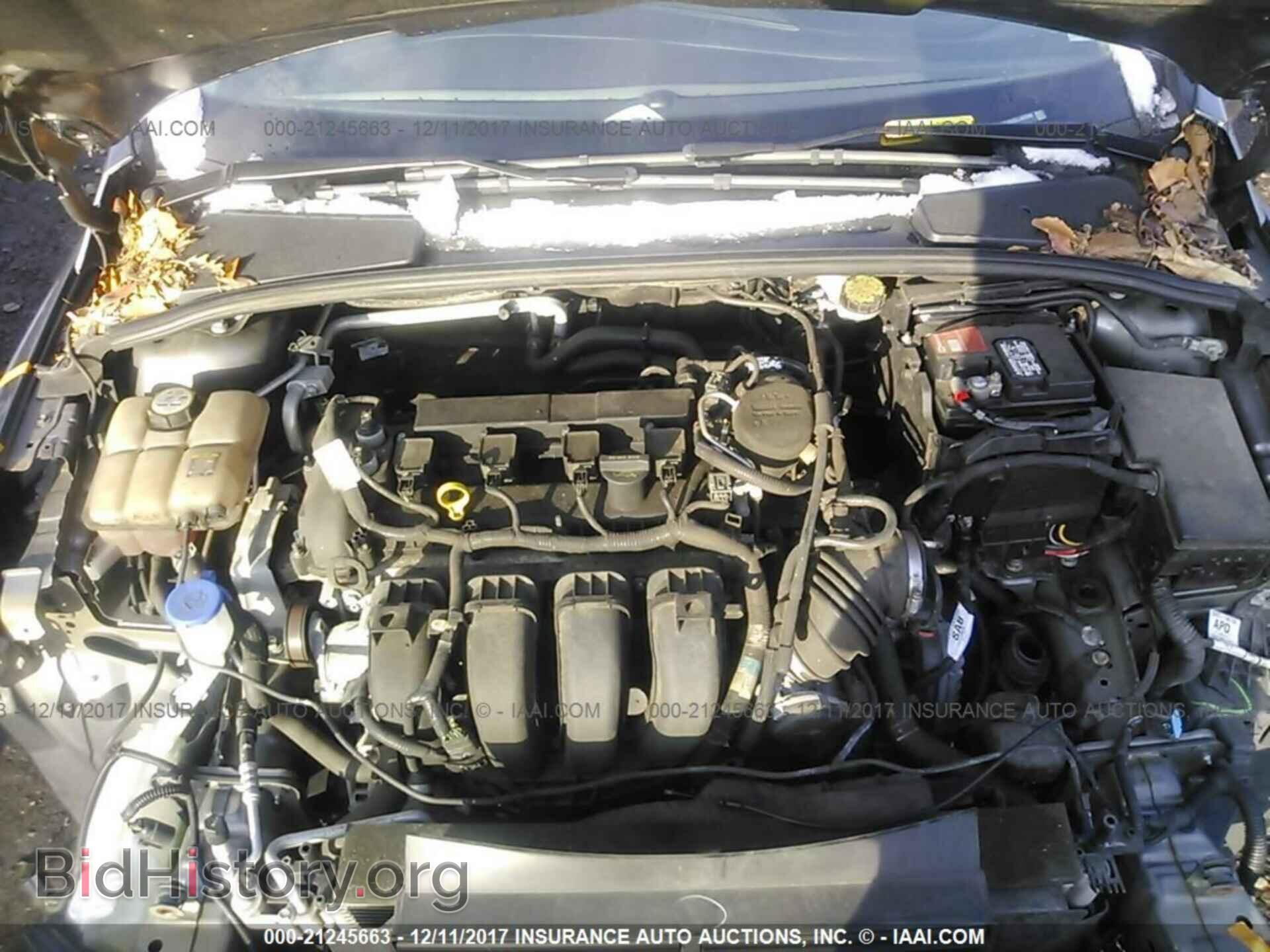 2012 Ford Focus - VIN: 1FAHP3M20CL402069 - Photo 10