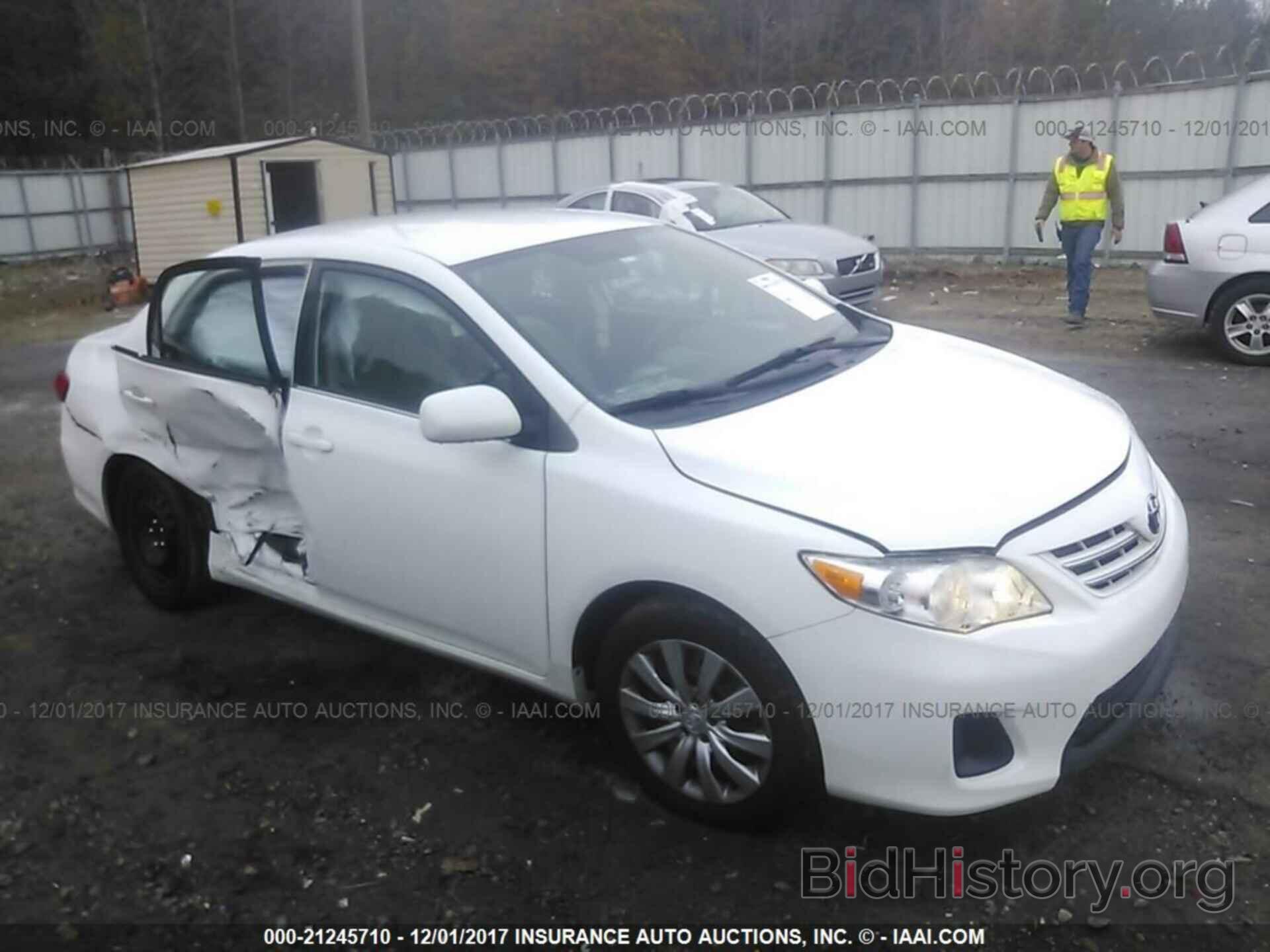 Photo 2T1BU4EE6DC069411 - Toyota Corolla 2013