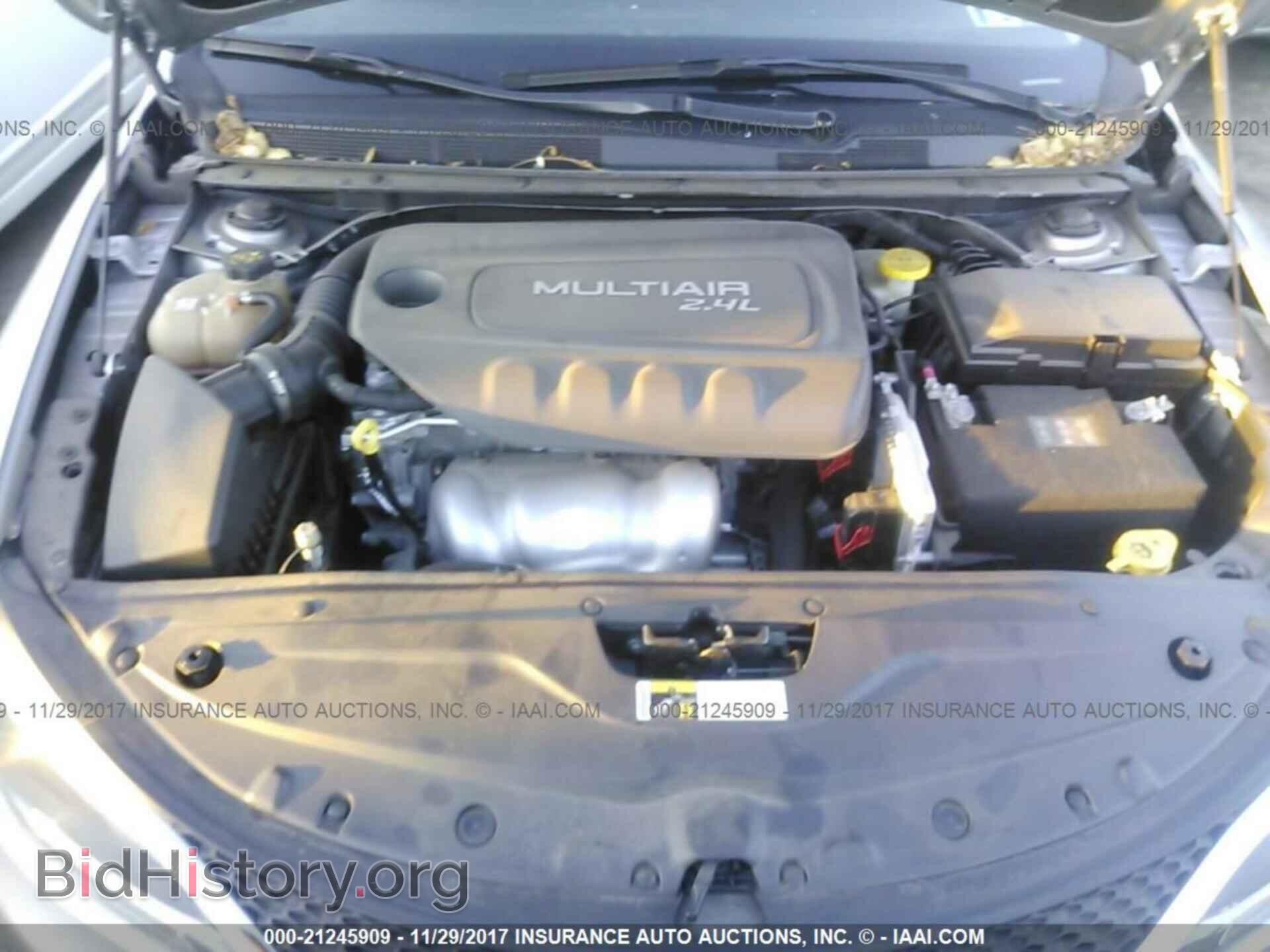 2015 Chrysler 200 - VIN: 1C3CCCAB0FN564768 - Photo 10