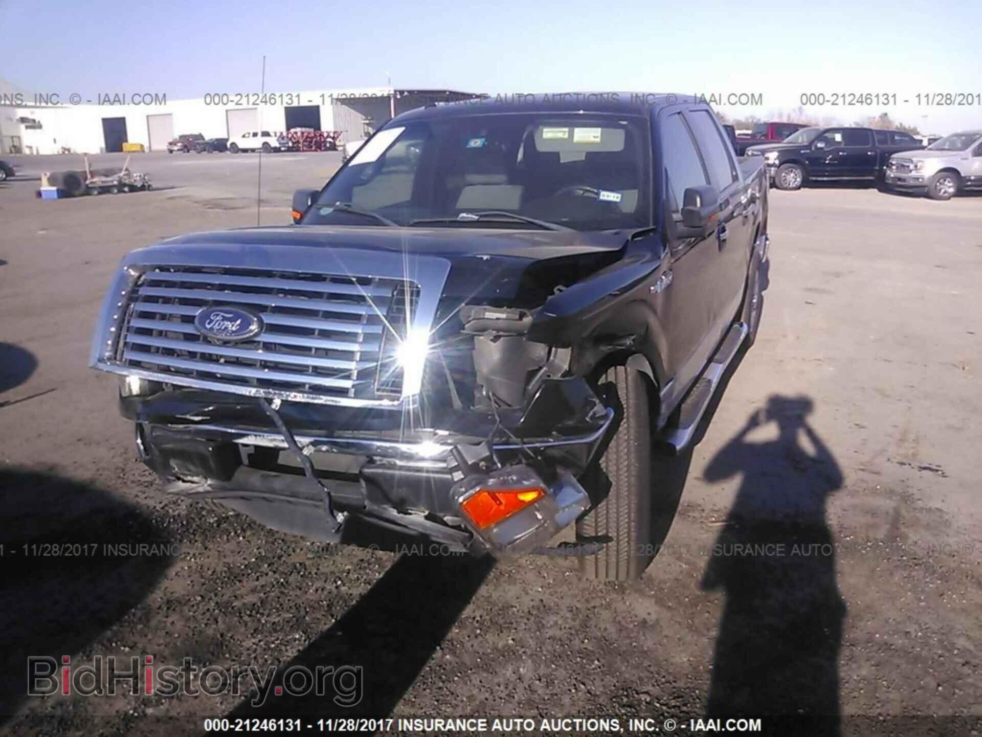 2011 Ford F150 - VIN: 1FTFW1CF8BFA32726 - Photo 2
