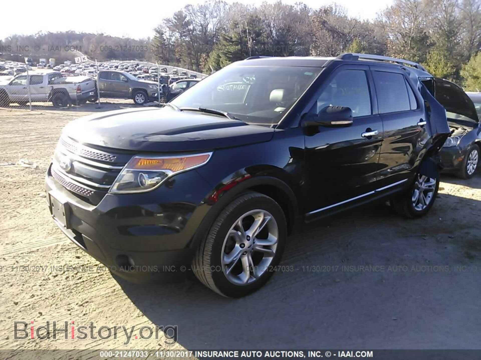 2013 Ford Explorer - VIN: 1FM5K8F83DGA26452 - Photo 2