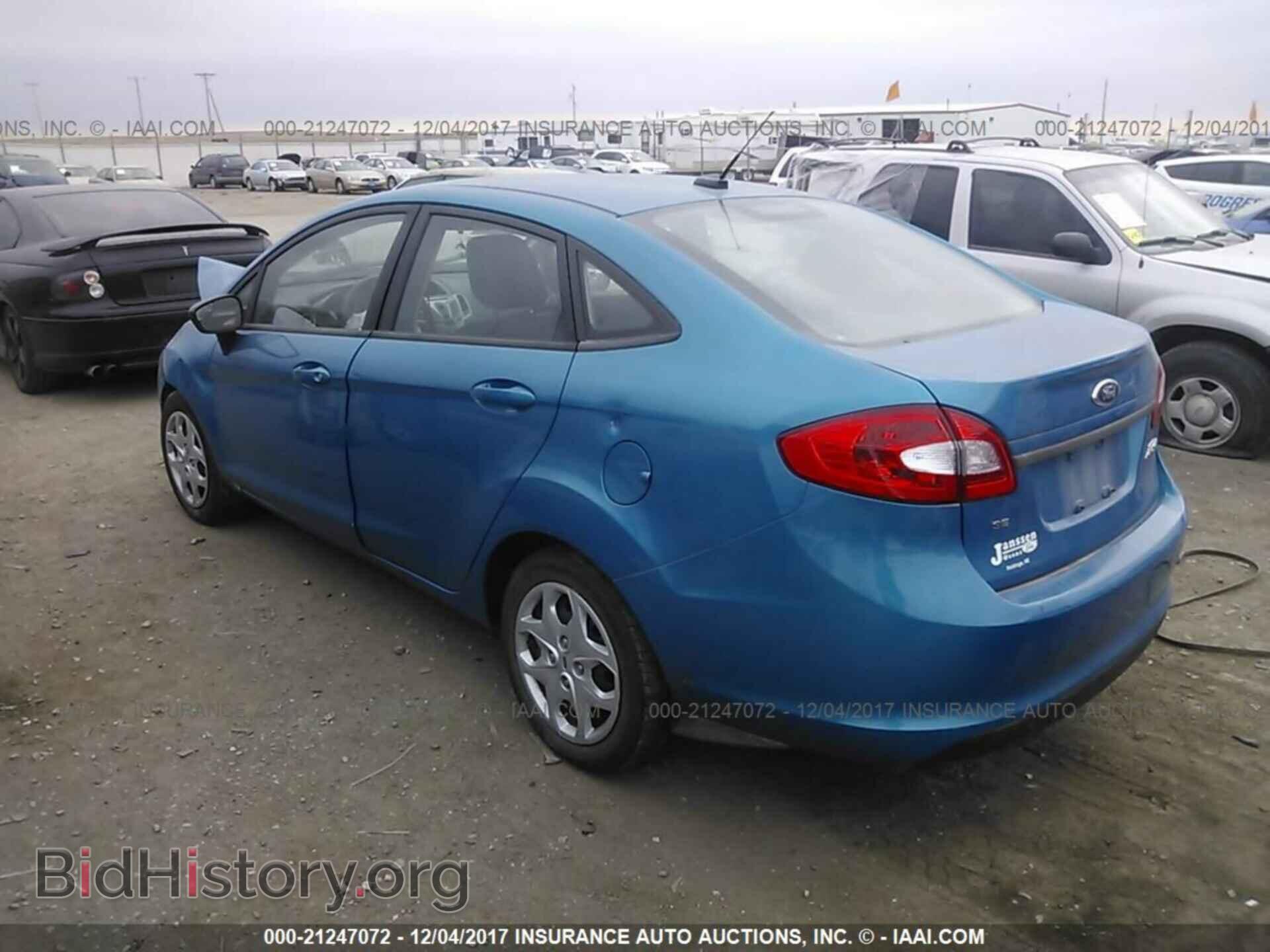 2012 Ford Fiesta - VIN: 3FADP4BJ7CM105541 - Фото 3
