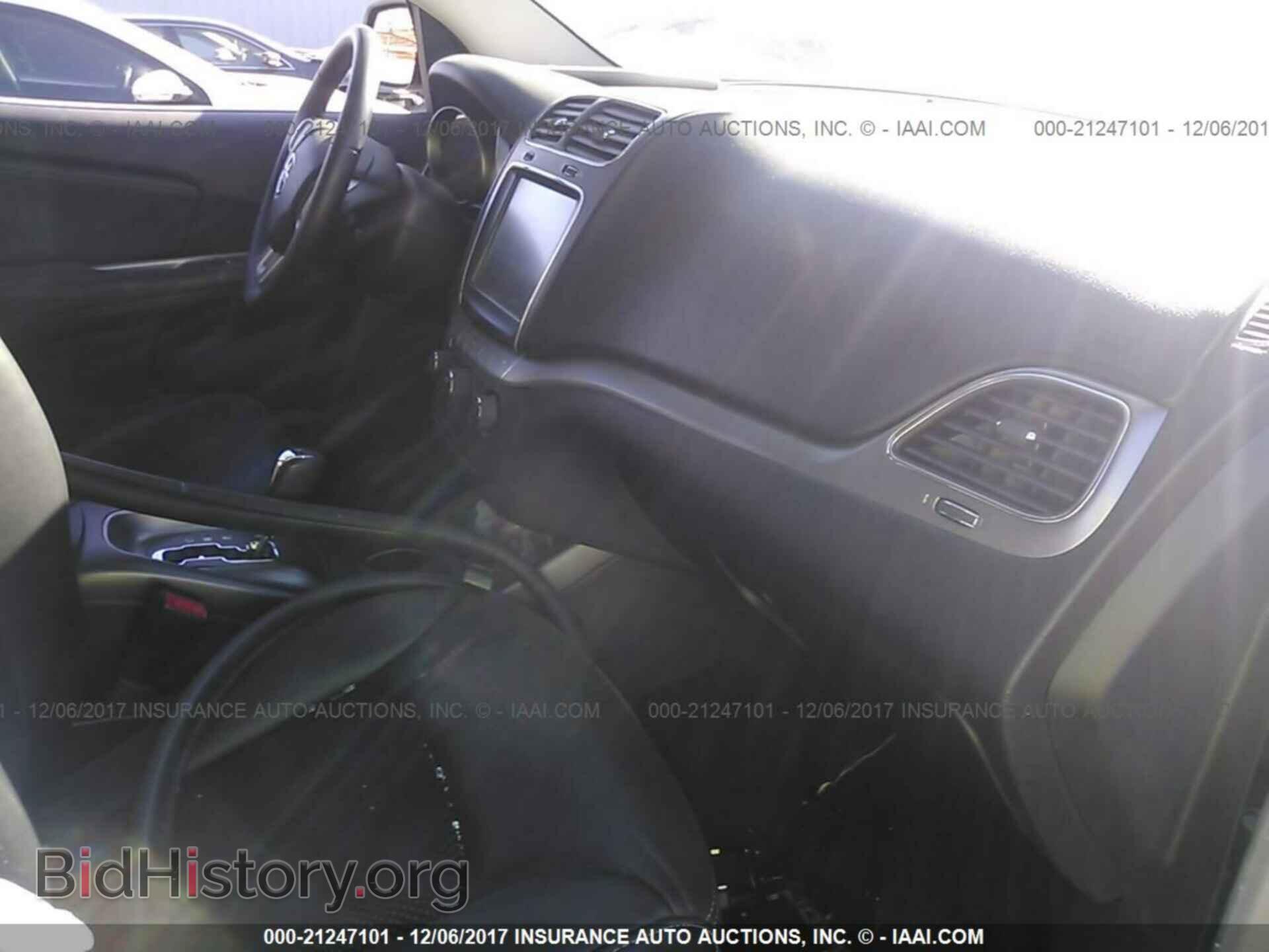 2017 Dodge Journey - VIN: 3C4PDCGG1HT536557 - Фото 5