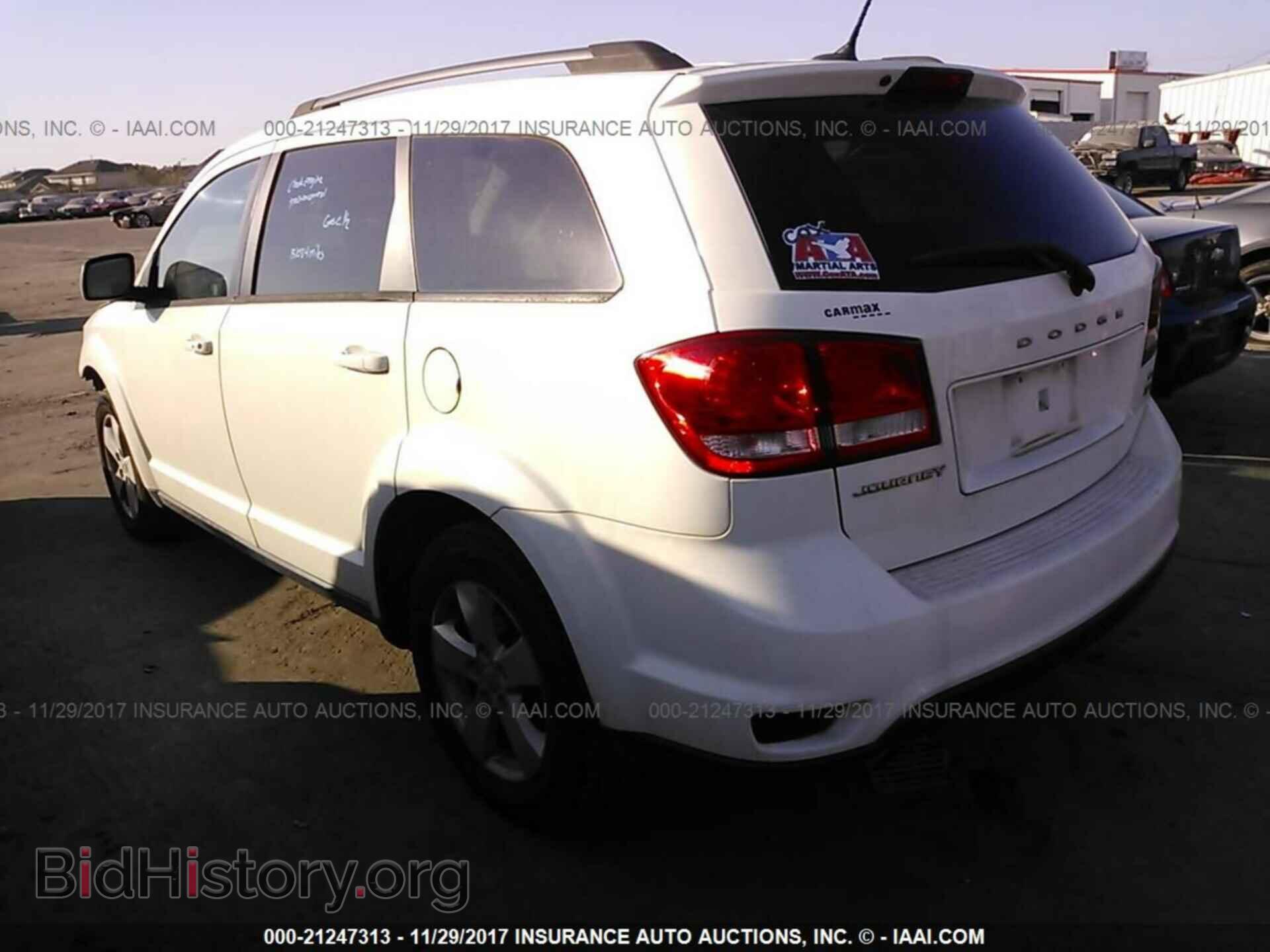 2012 Dodge Journey - VIN: 3C4PDCBG8CT302156 - Фото 3