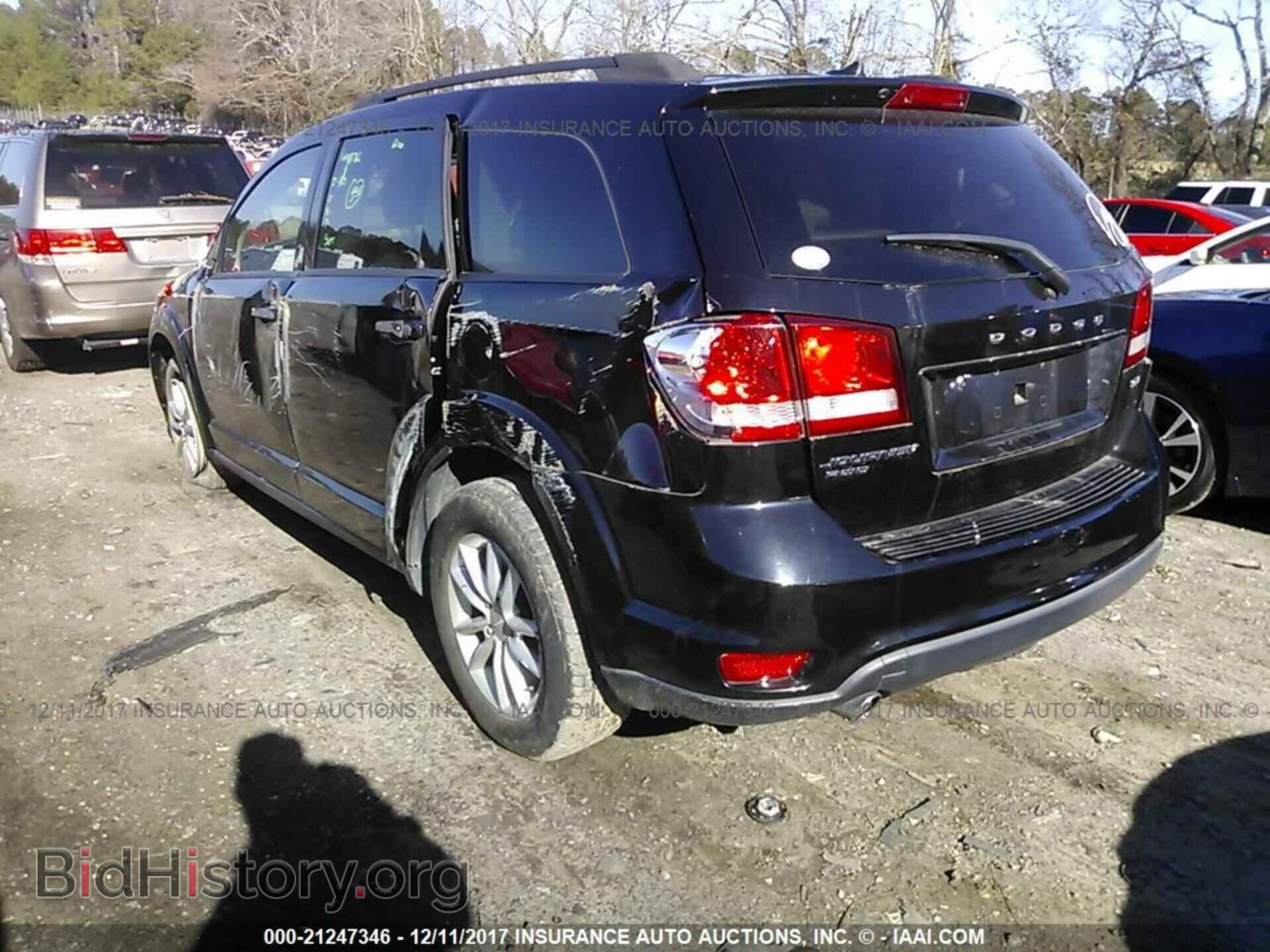 2014 Dodge Journey - VIN: 3C4PDDBG7ET211663 - Photo 3