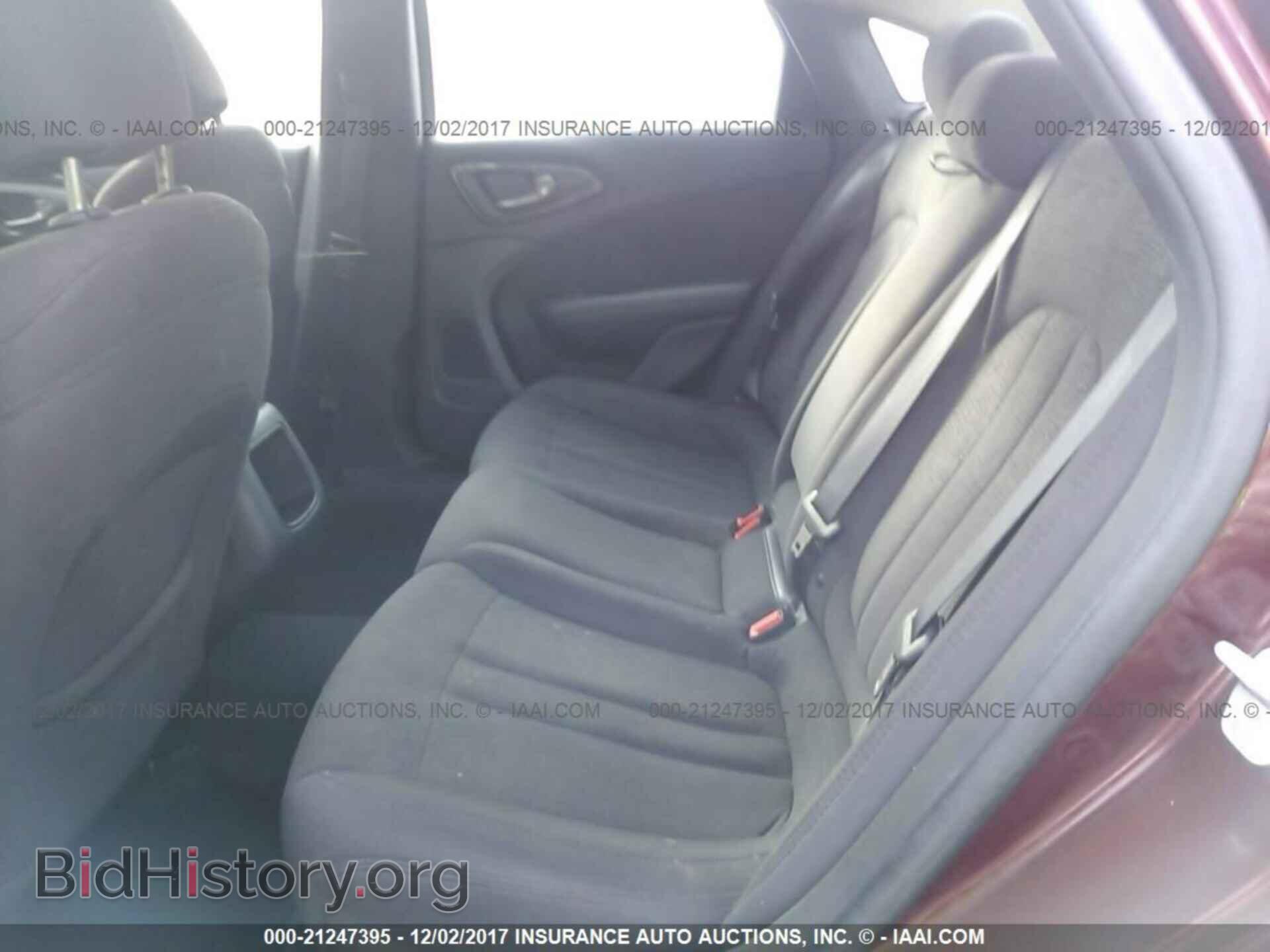 2015 Chrysler 200 - VIN: 1C3CCCAB4FN611803 - Фото 8