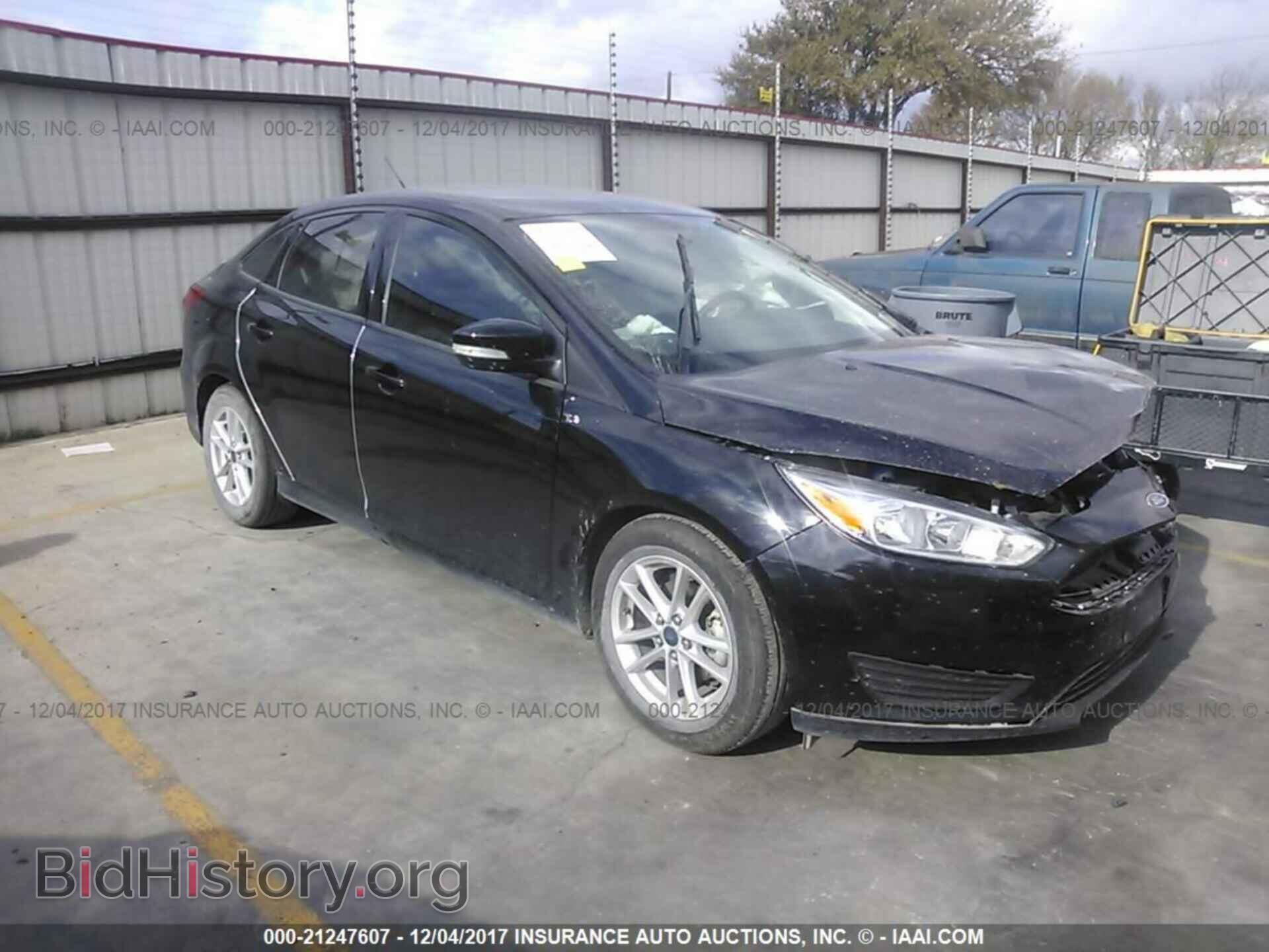 Photo 1FADP3F23GL281460 - Ford Focus 2016