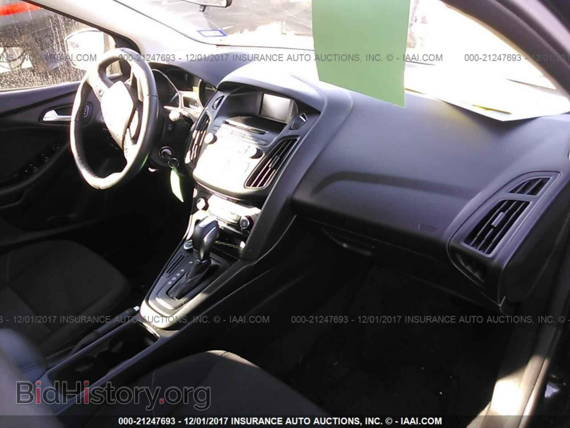 2015 Ford Focus - VIN: 1FADP3K29FL210543 - Photo 5