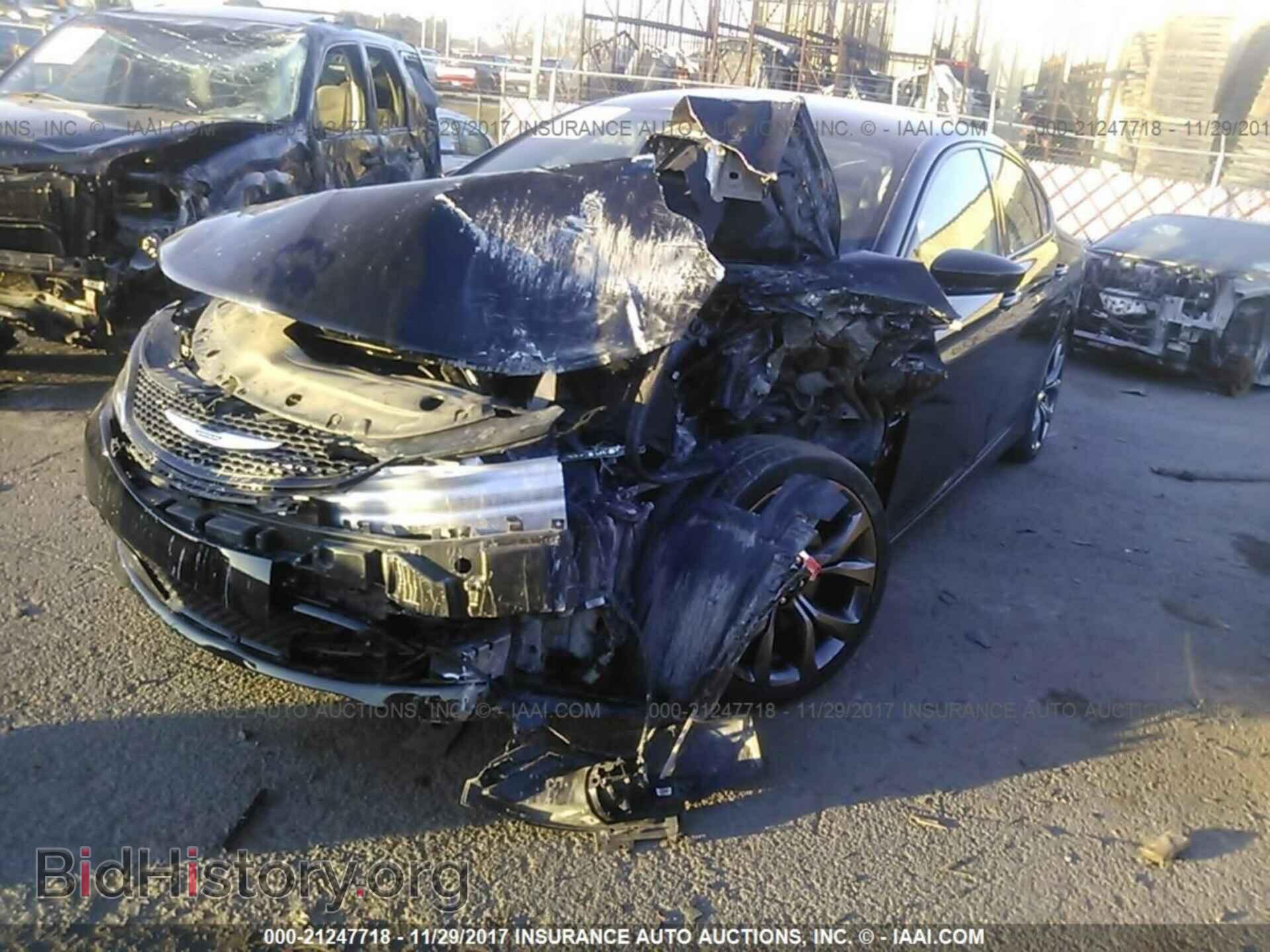 2016 Chrysler 200 - VIN: 1C3CCCDG6GN123137 - Фото 2