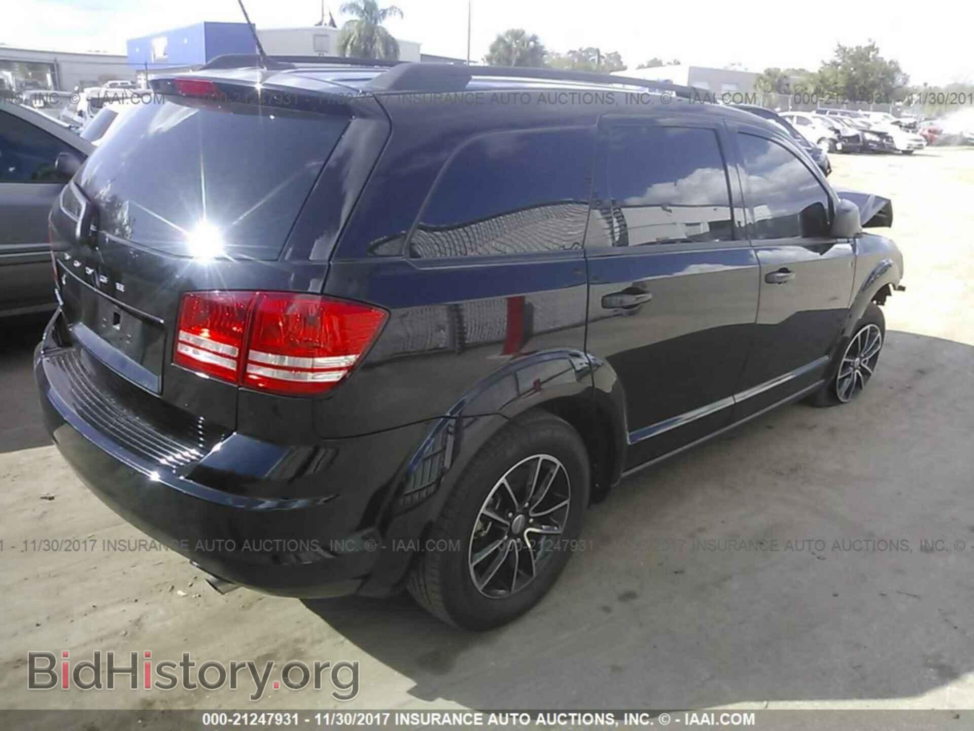 2017 Dodge Journey - VIN: 3C4PDCAB5HT568182 - Photo 4