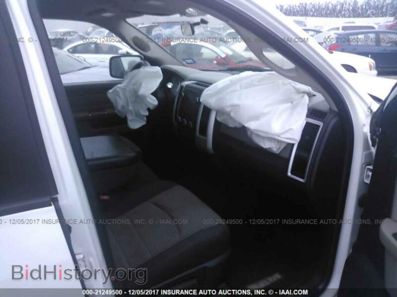 2011 Dodge RAM 1500 (VIN 1D7RB1GP4BS504865) — фото 5 из 10