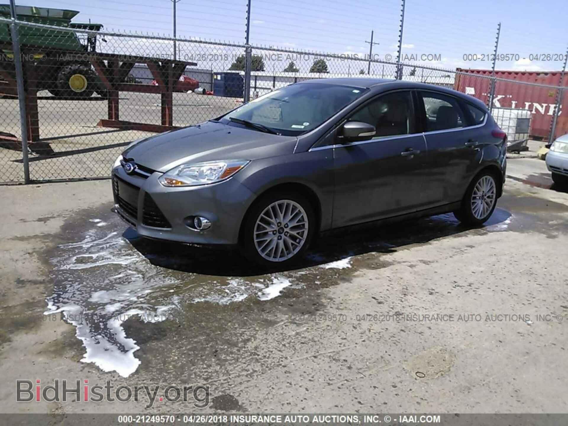2012 Ford Focus - VIN: 1FAHP3M23CL357273 - Photo 2