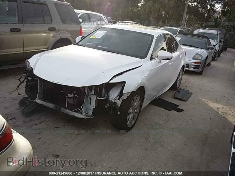 2014 Lexus IS (VIN JTHBF1D22E5019019) — фото 2 из 10