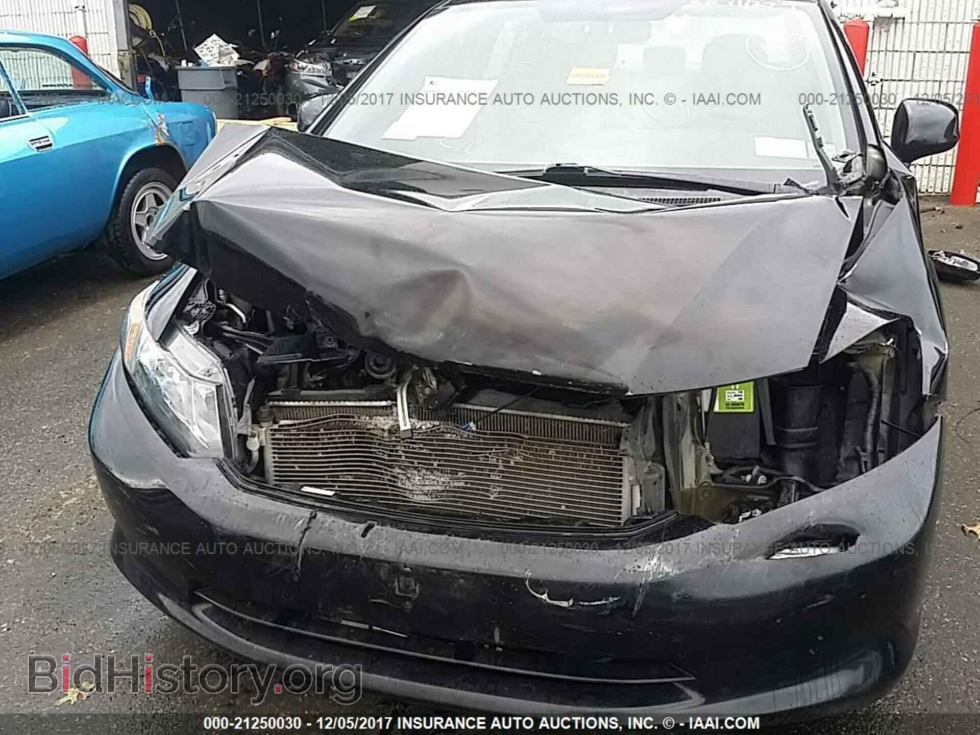 2012 Honda Civic - VIN: 2HGFB2F57CH560196 - Фото 6