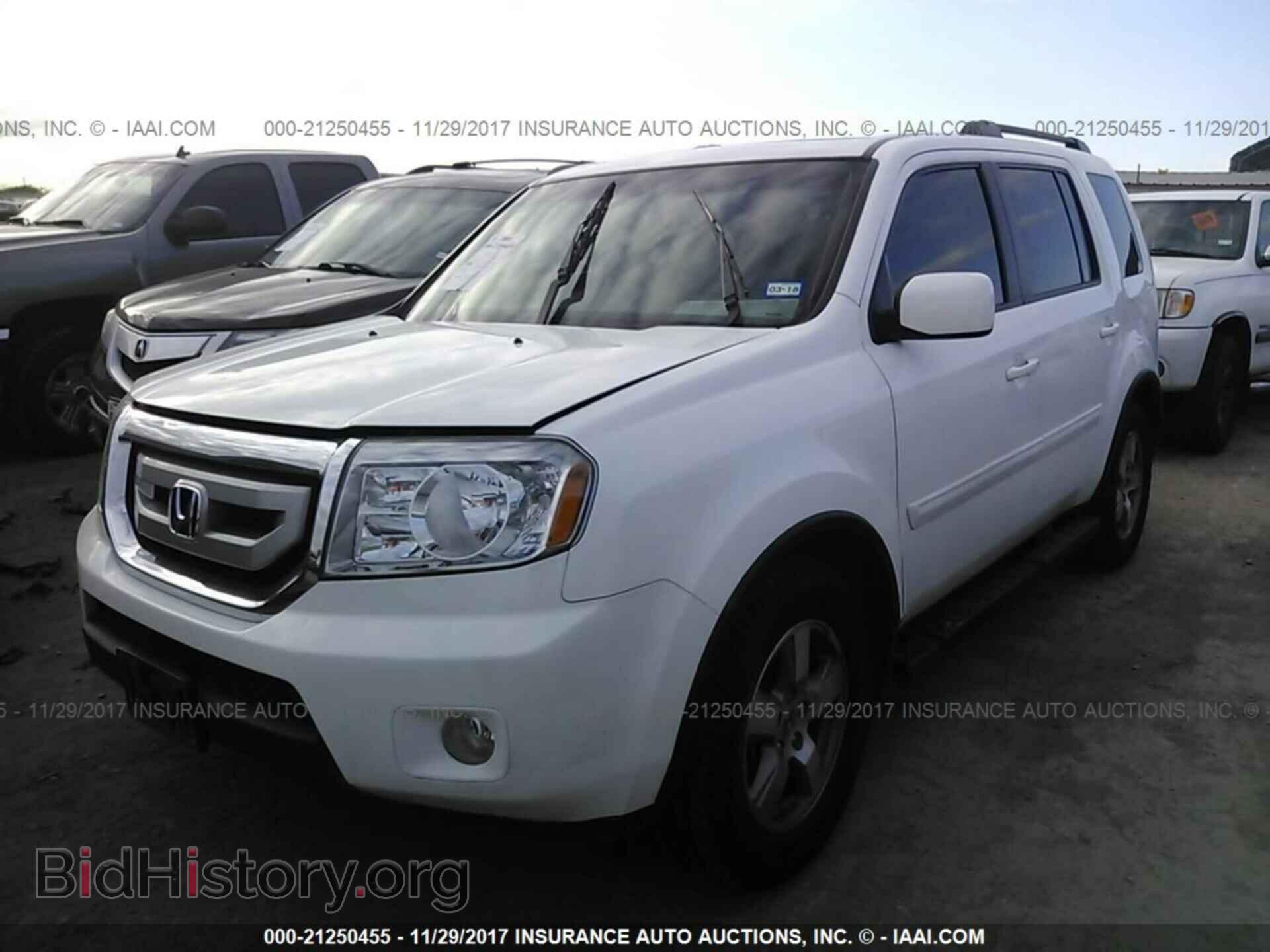 2011 Honda Pilot - VIN: 5FNYF3H77BB002790 - Фото 2