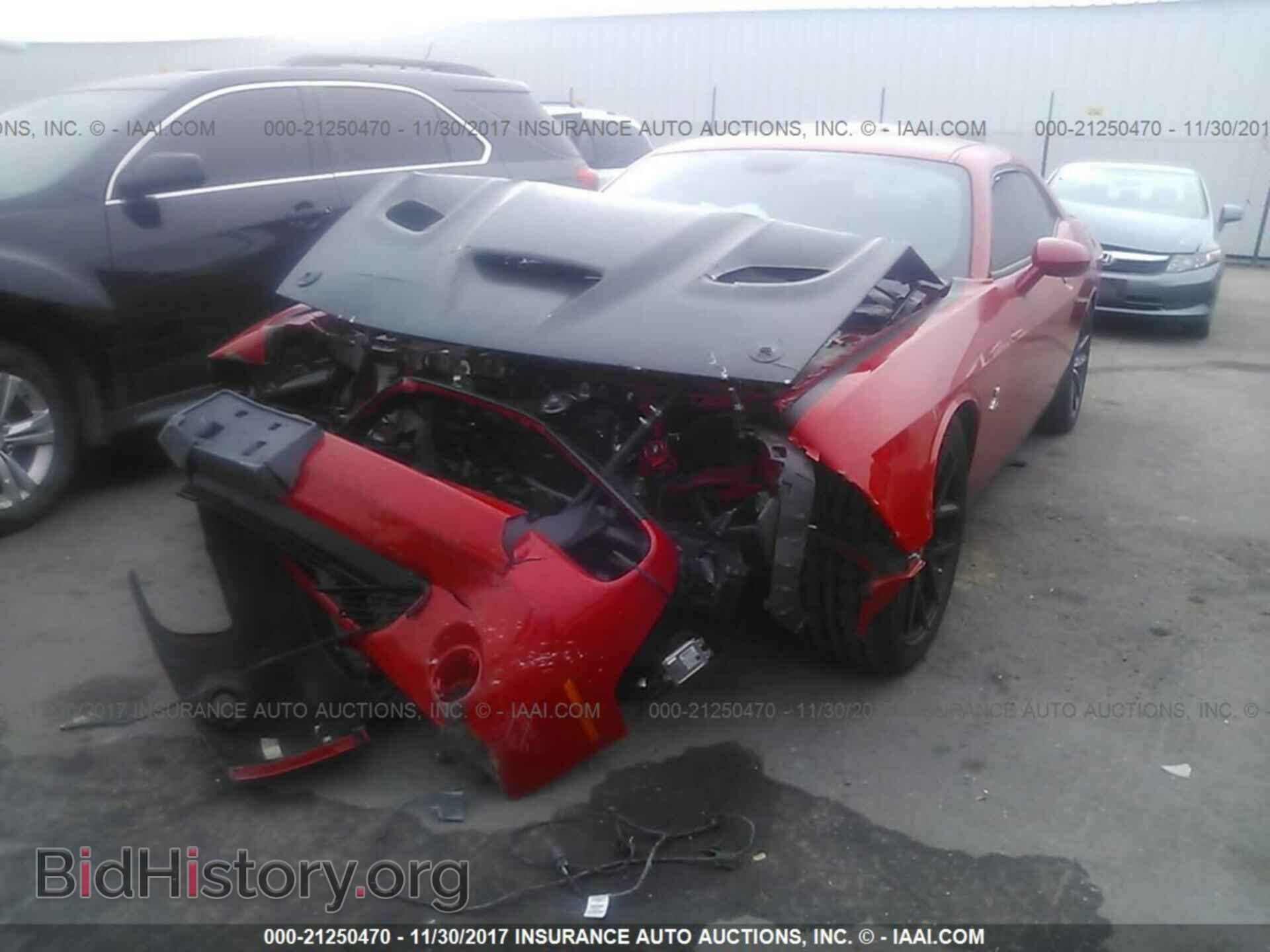 2015 Dodge Challenger - VIN: 2C3CDZFJ2FH804461 - Photo 2