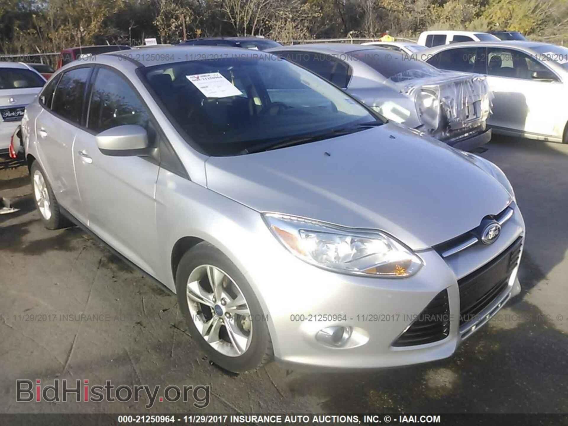 Photo 1FAHP3F24CL224678 - Ford Focus 2012