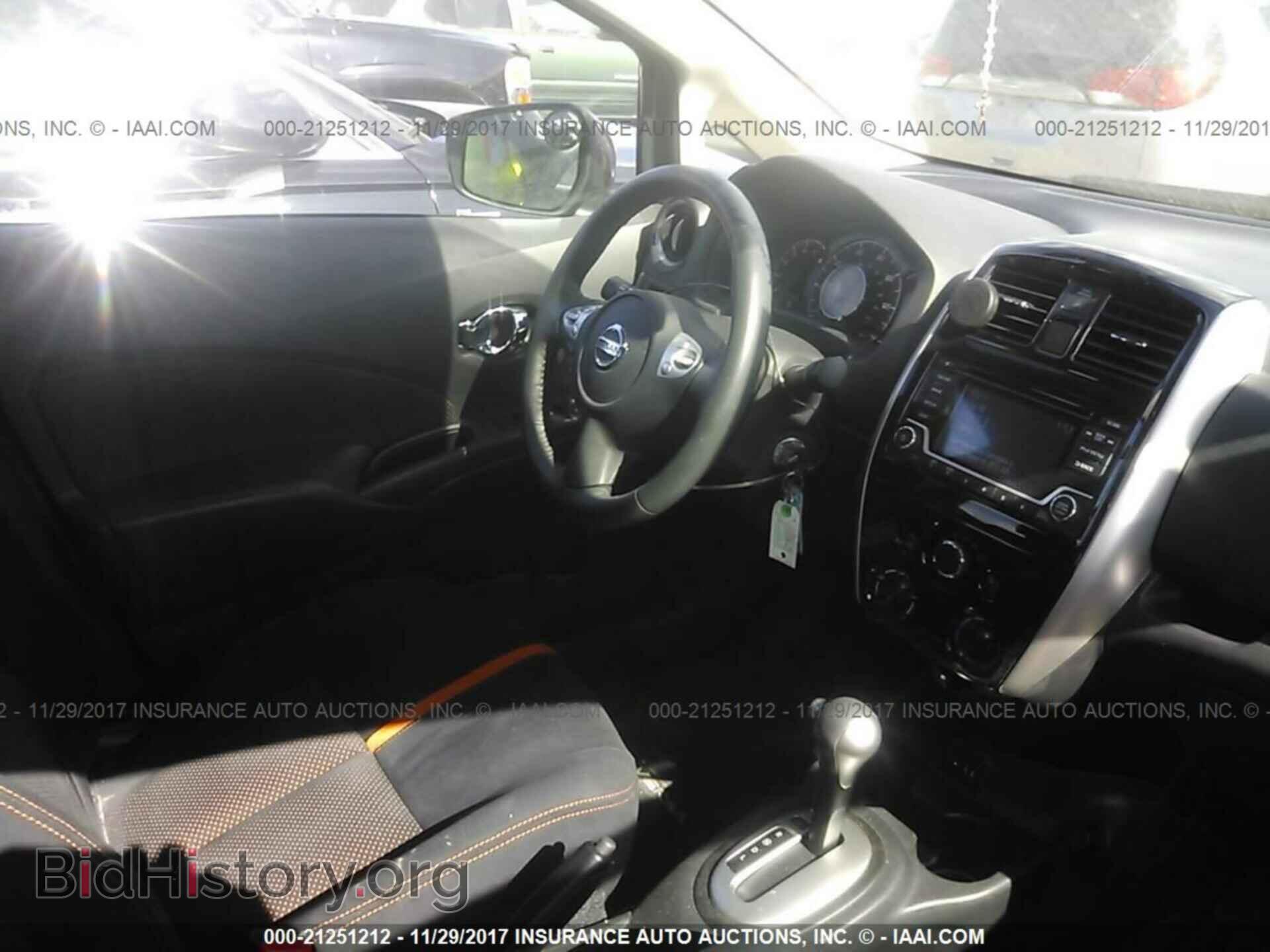 2017 Nissan Versa note - VIN: 3N1CE2CP3HL352803 - Photo 5