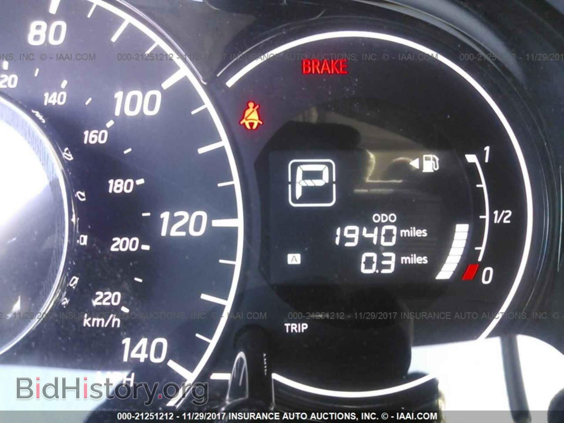 2017 Nissan Versa note - VIN: 3N1CE2CP3HL352803 - Photo 7