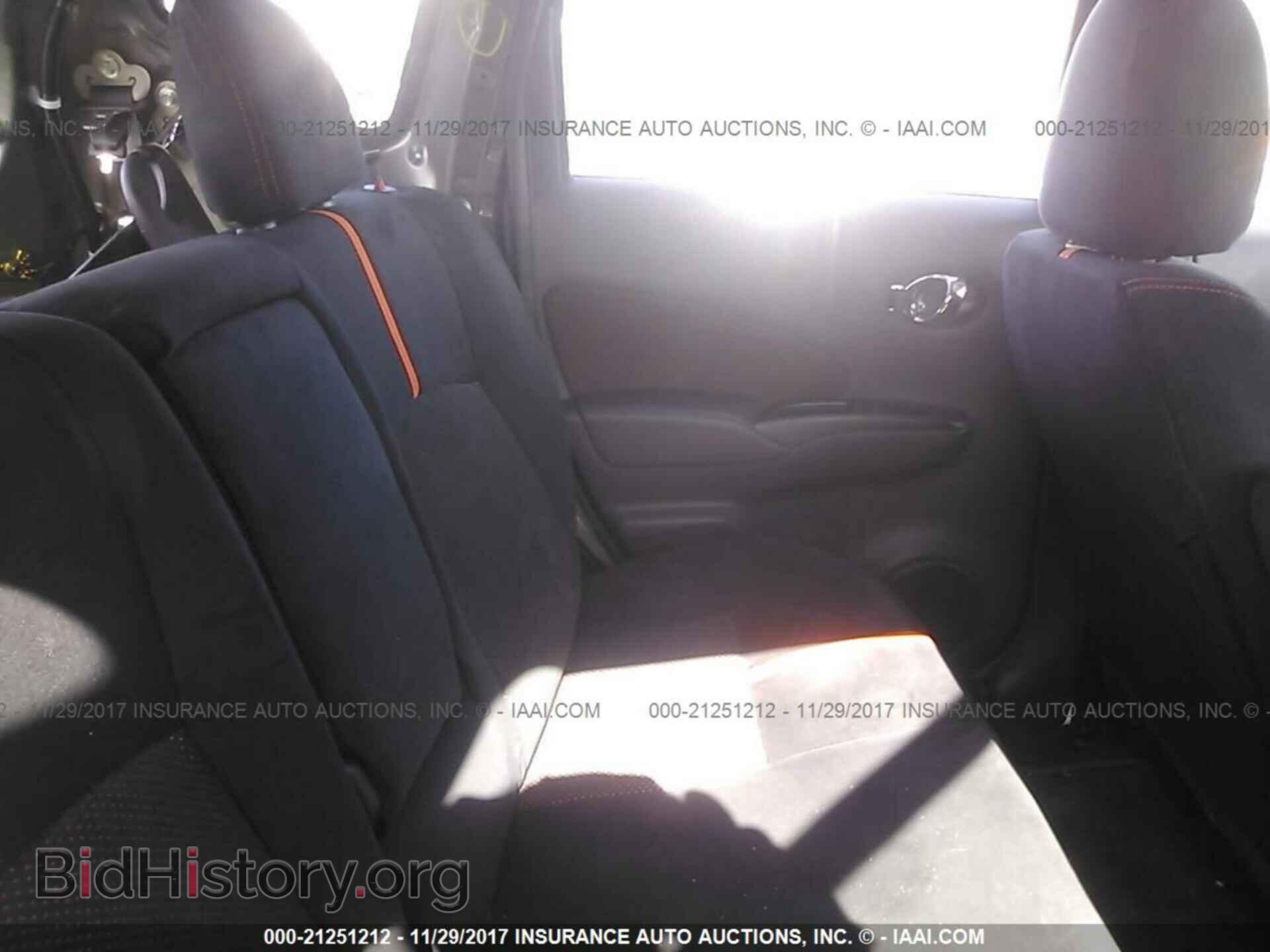 2017 Nissan Versa note - VIN: 3N1CE2CP3HL352803 - Photo 8