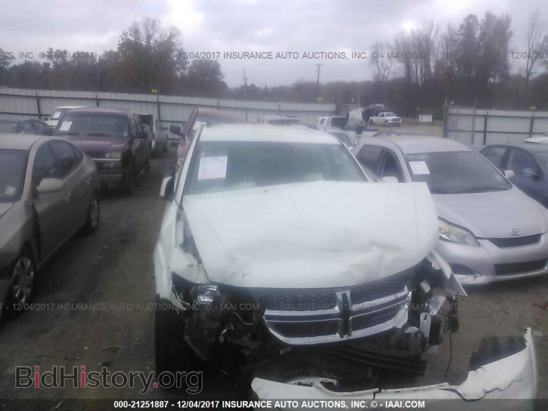 2015 Dodge Journey - VIN: 3C4PDCBG1FT742482 - Photo 6